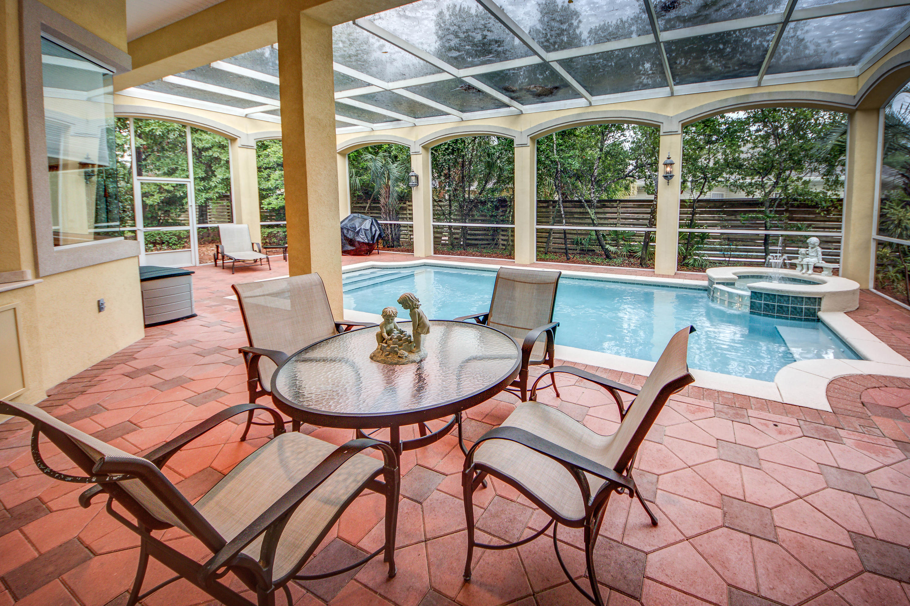 BAYTOWNE AVENUE - Residential