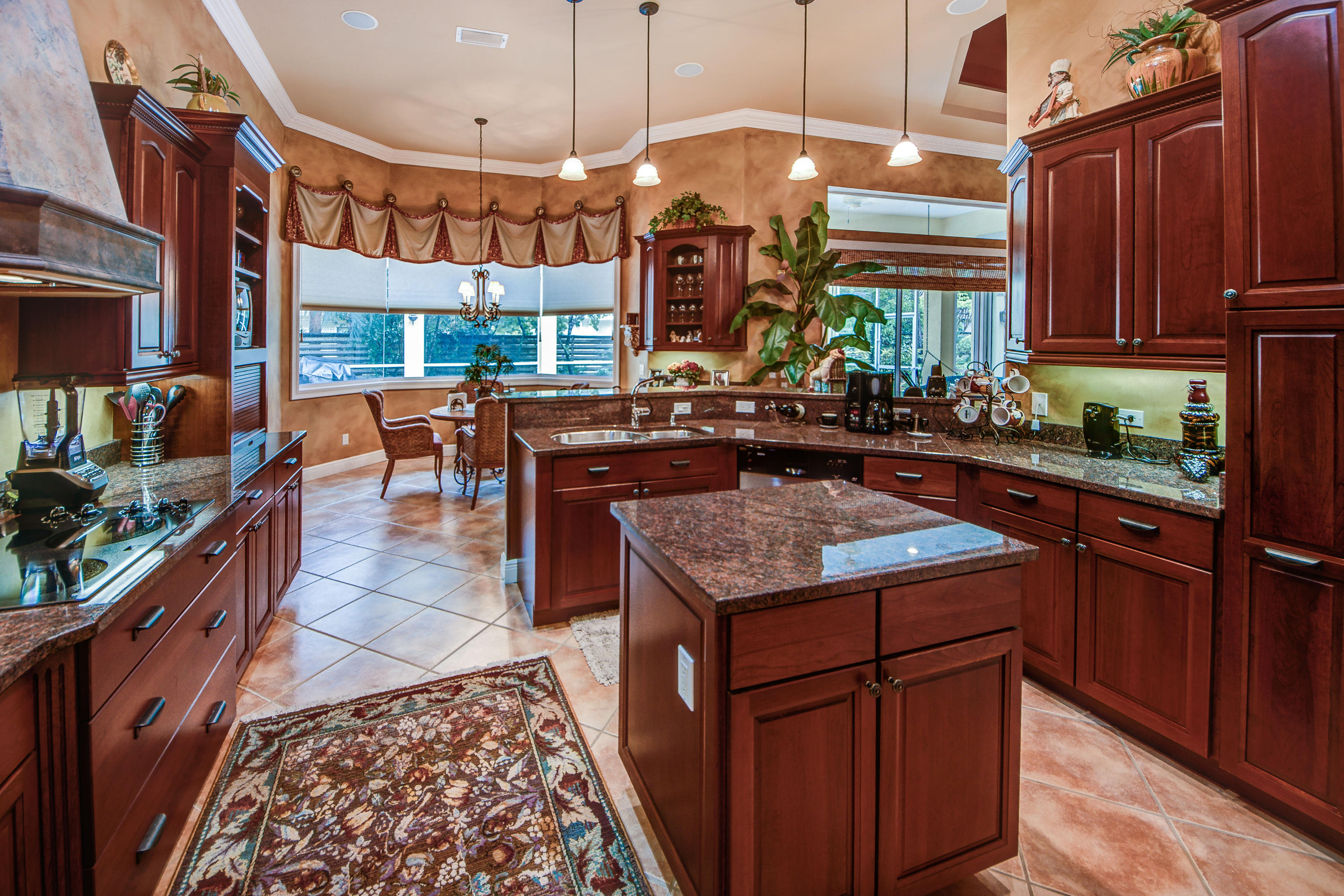 BAYTOWNE AVENUE - Residential