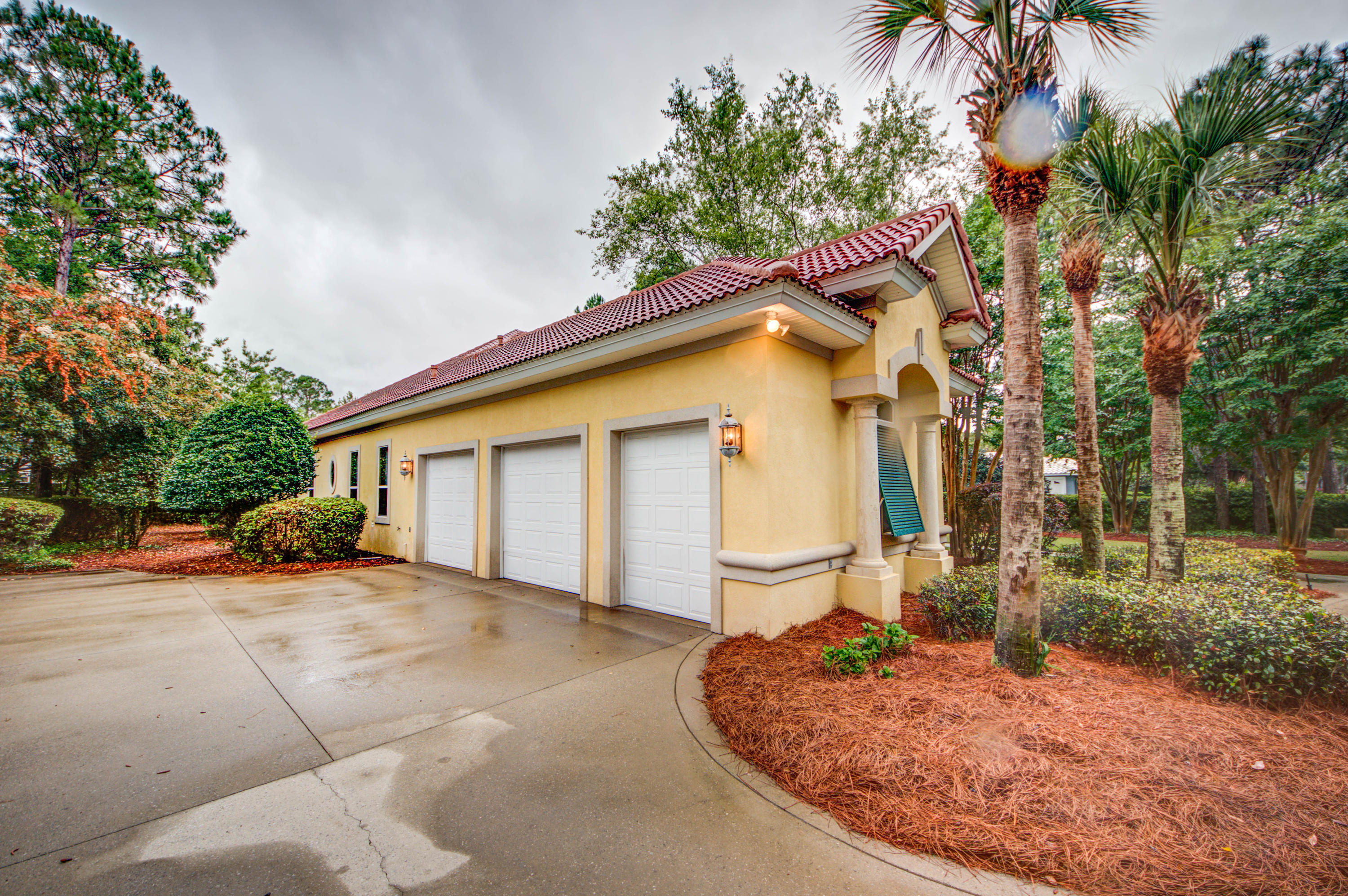 BAYTOWNE AVENUE - Residential