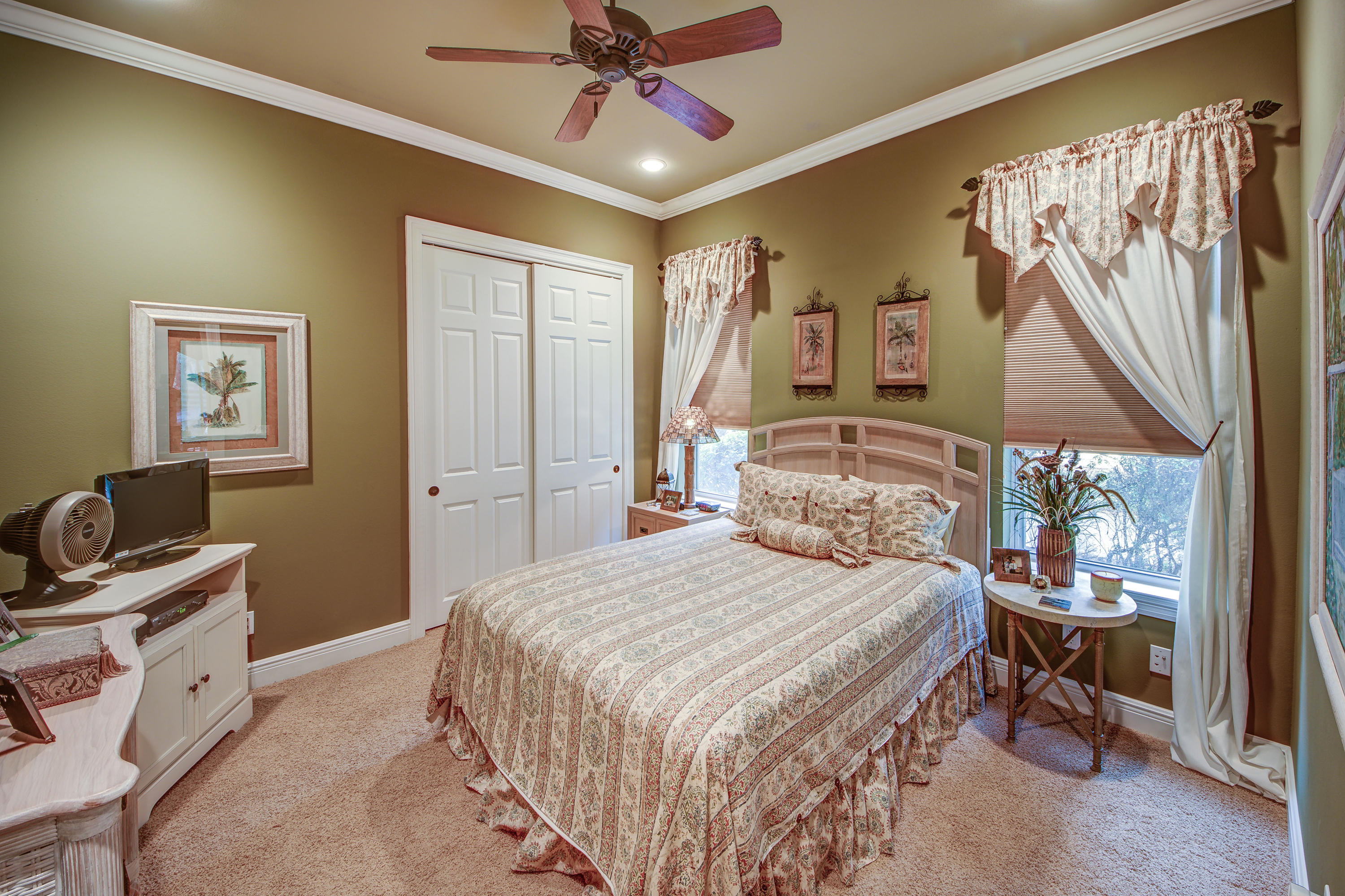 BAYTOWNE AVENUE - Residential