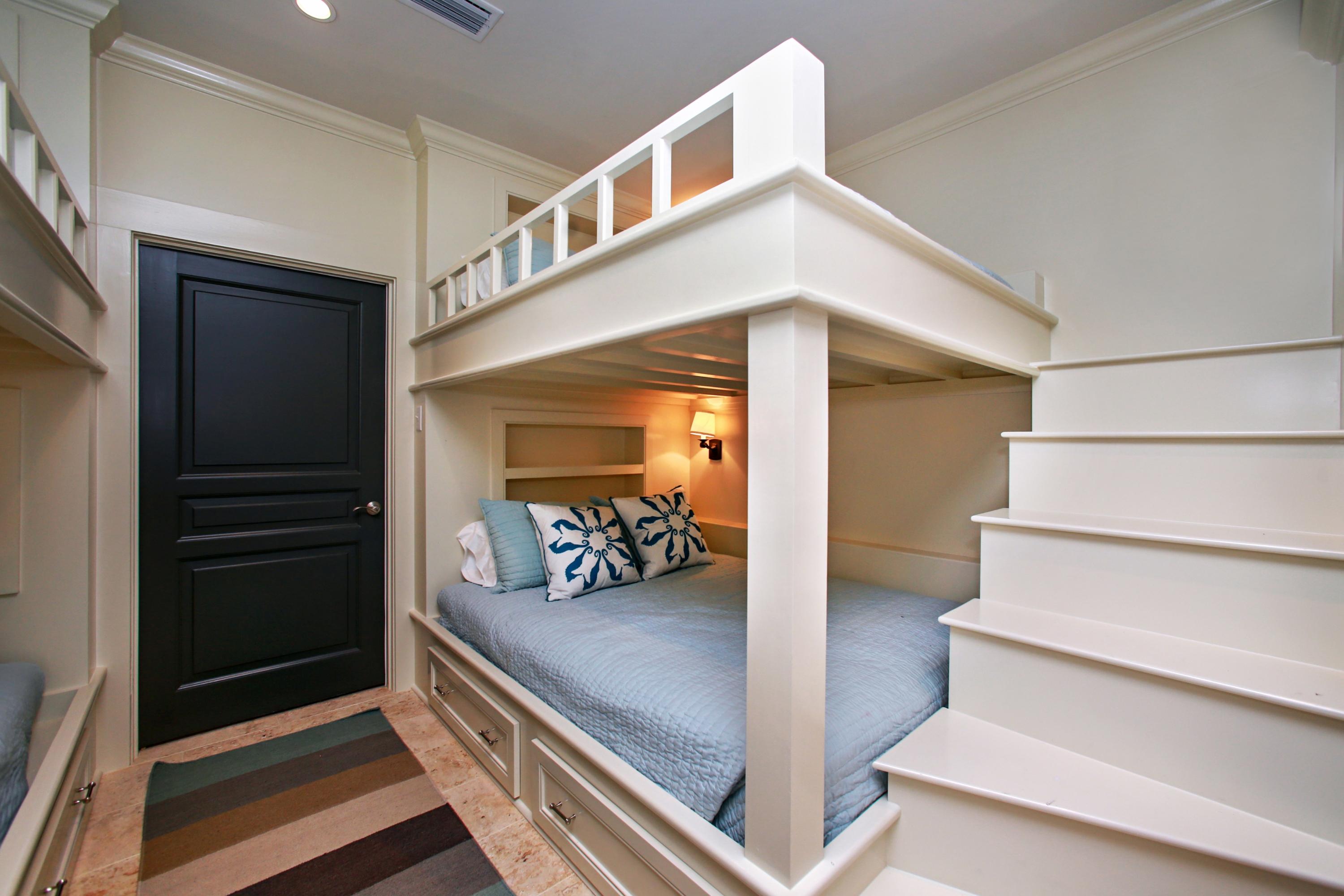 SEAGROVE 1ST ADDN - Residential