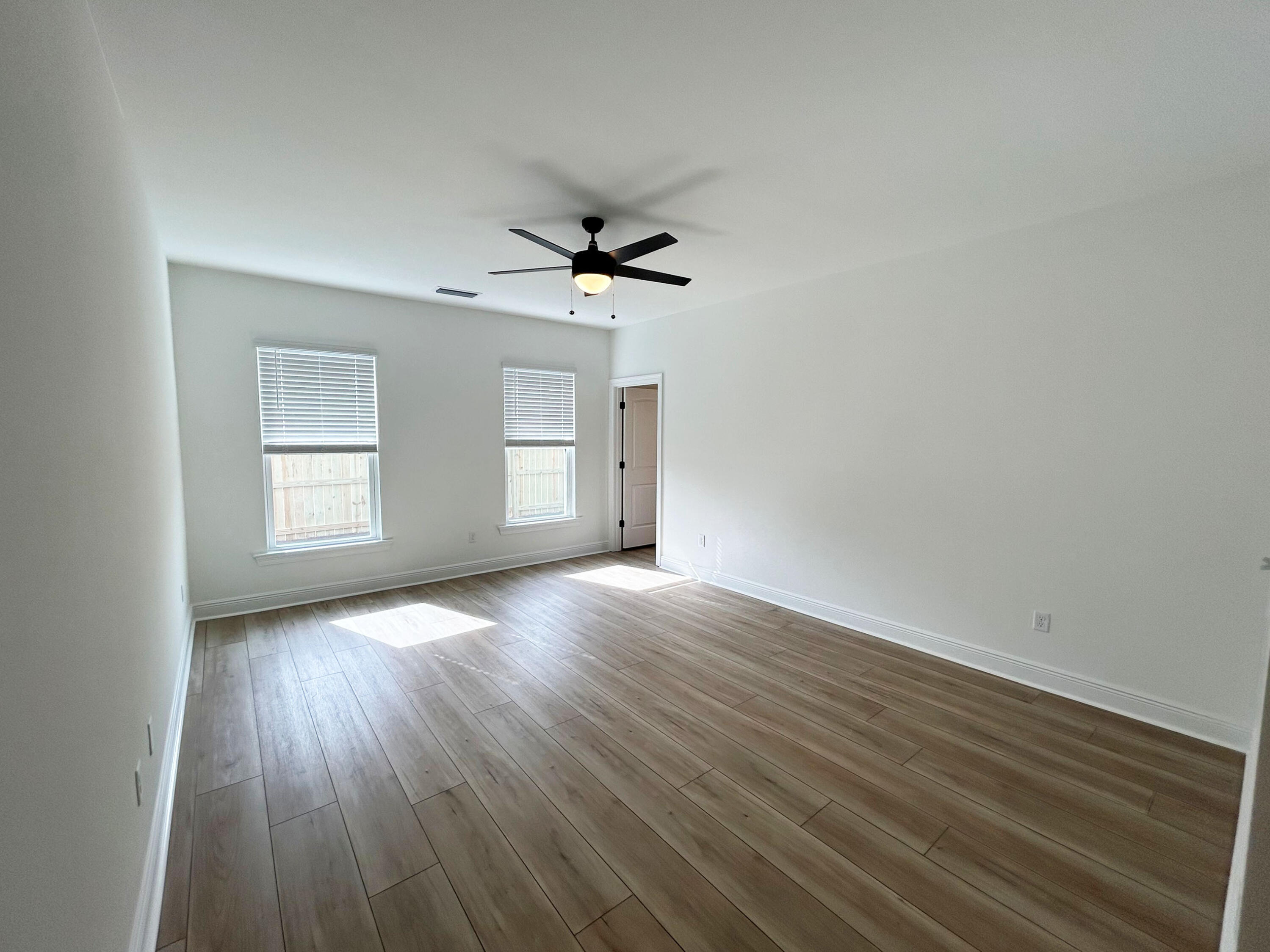 HOUSTON PLACE - Residential