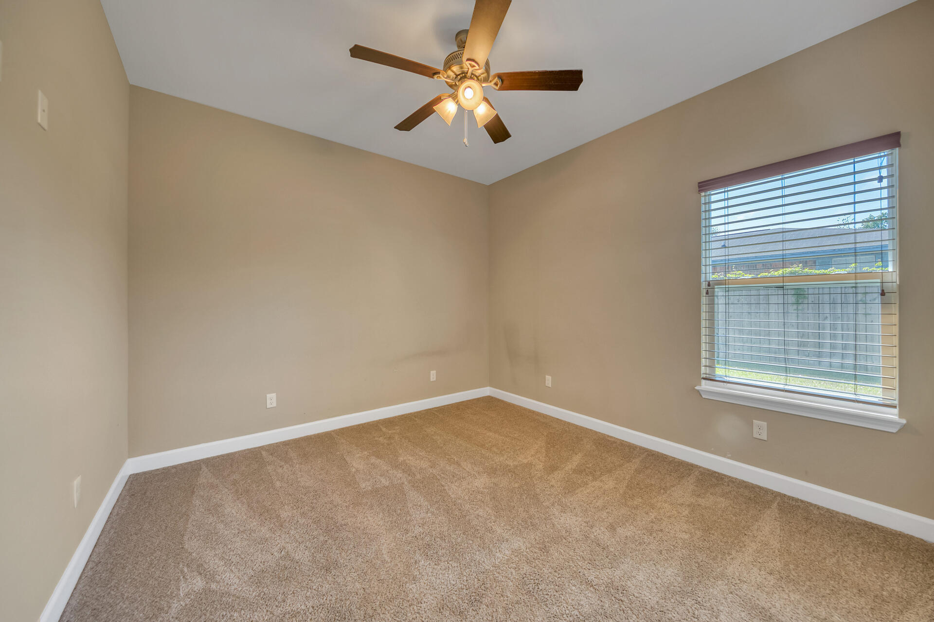 WYNNEHAVEN BEACH ESTATES - Residential