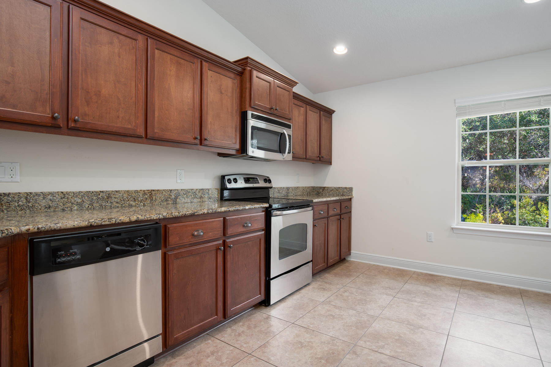 EAGLE BAY - Residential