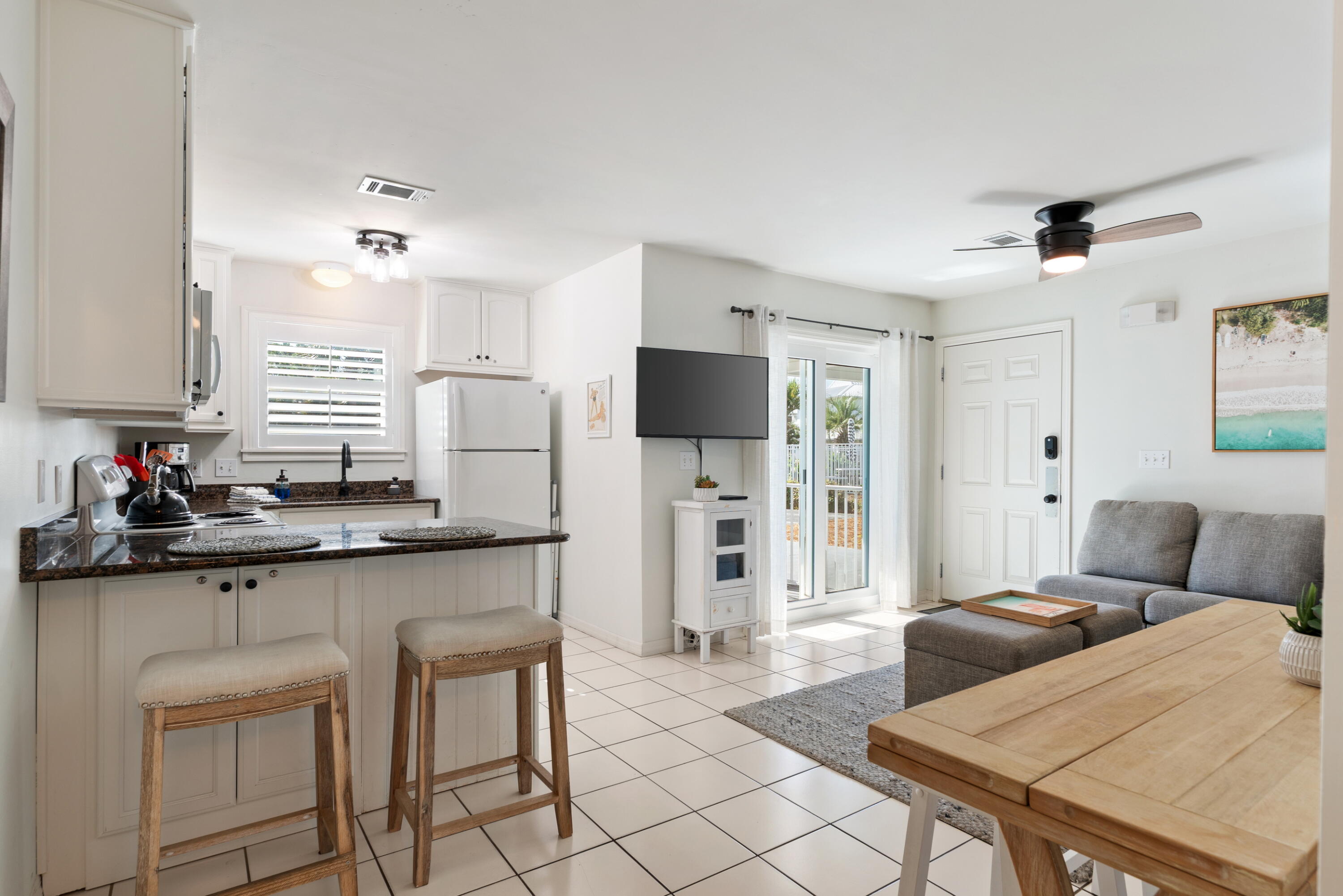 BEACHSIDE VILLAS CONDO - Residential