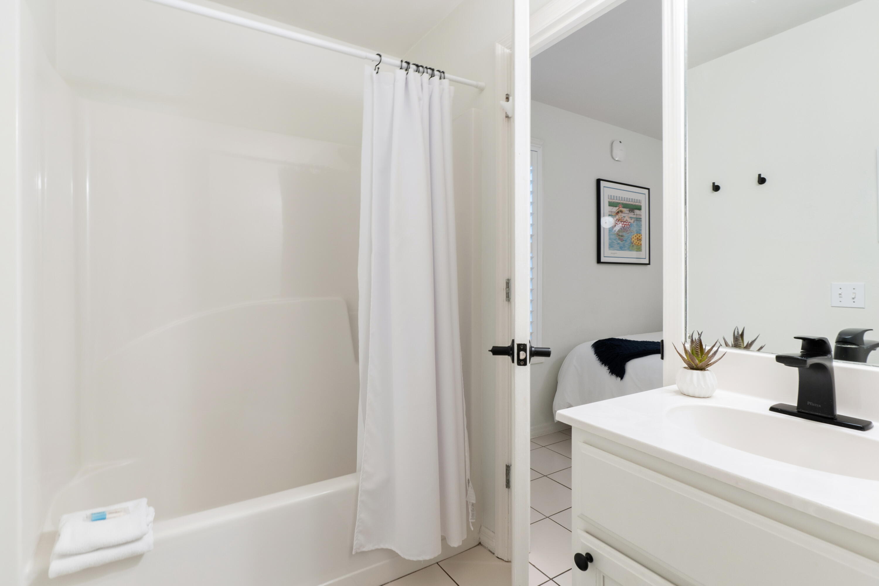 BEACHSIDE VILLAS CONDO - Residential