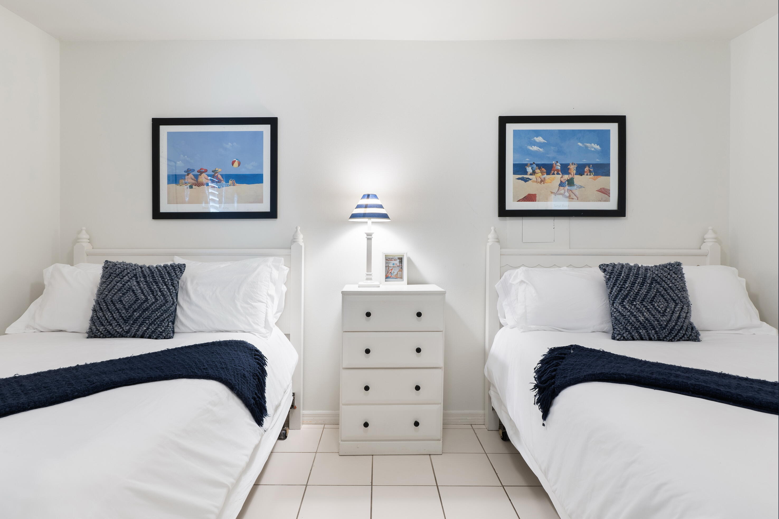 BEACHSIDE VILLAS CONDO - Residential