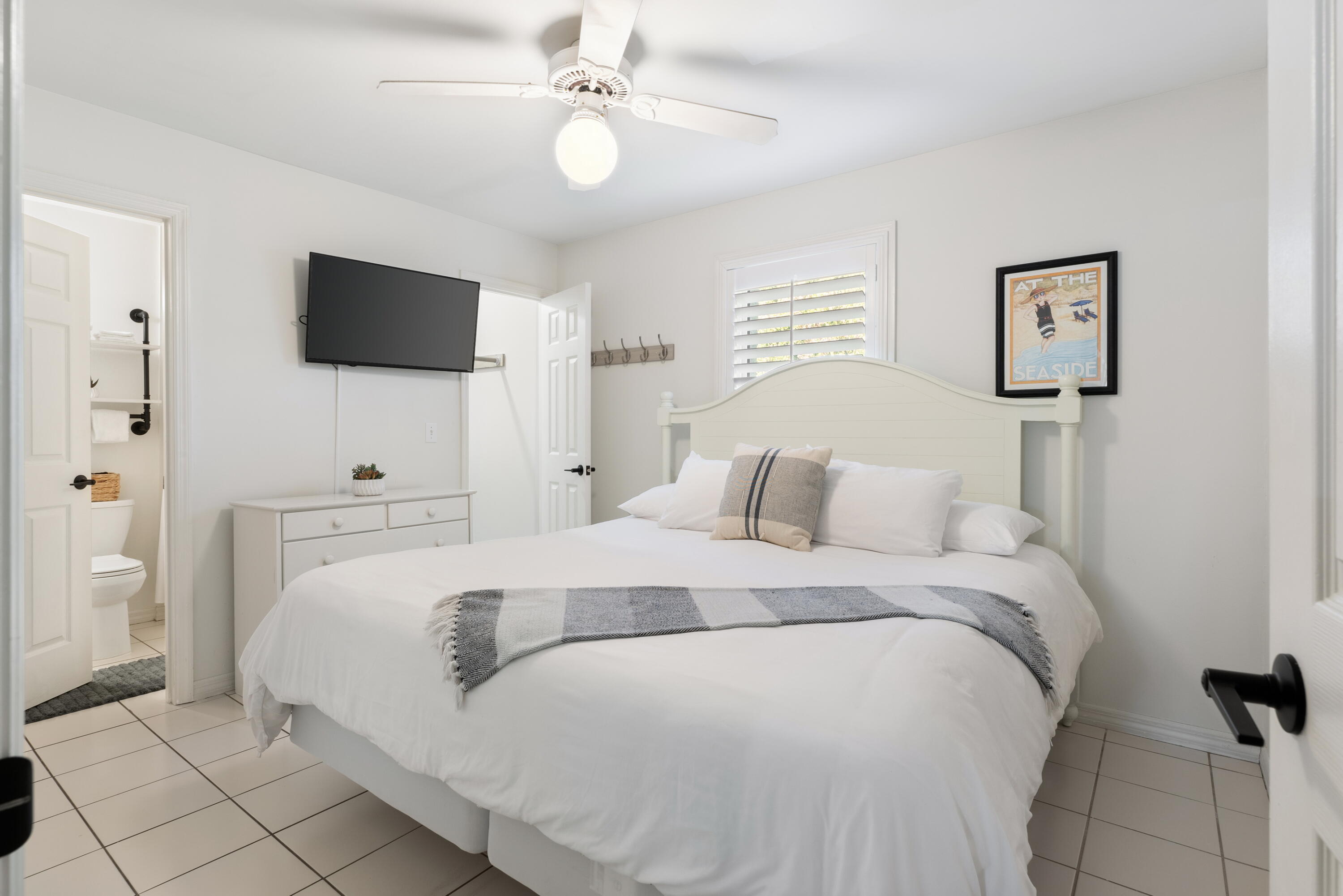 BEACHSIDE VILLAS CONDO - Residential