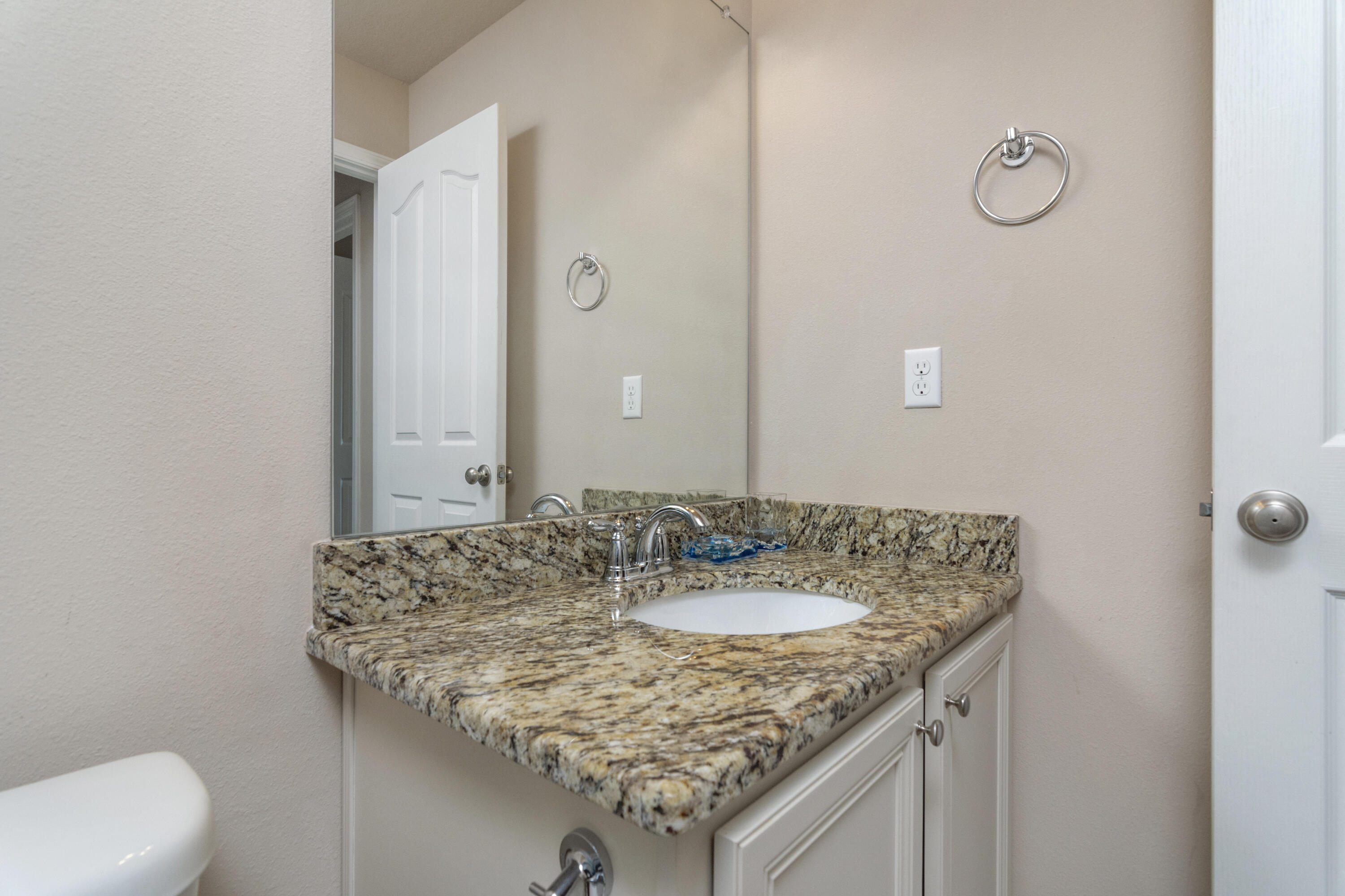 RESERVE POINTE - Residential