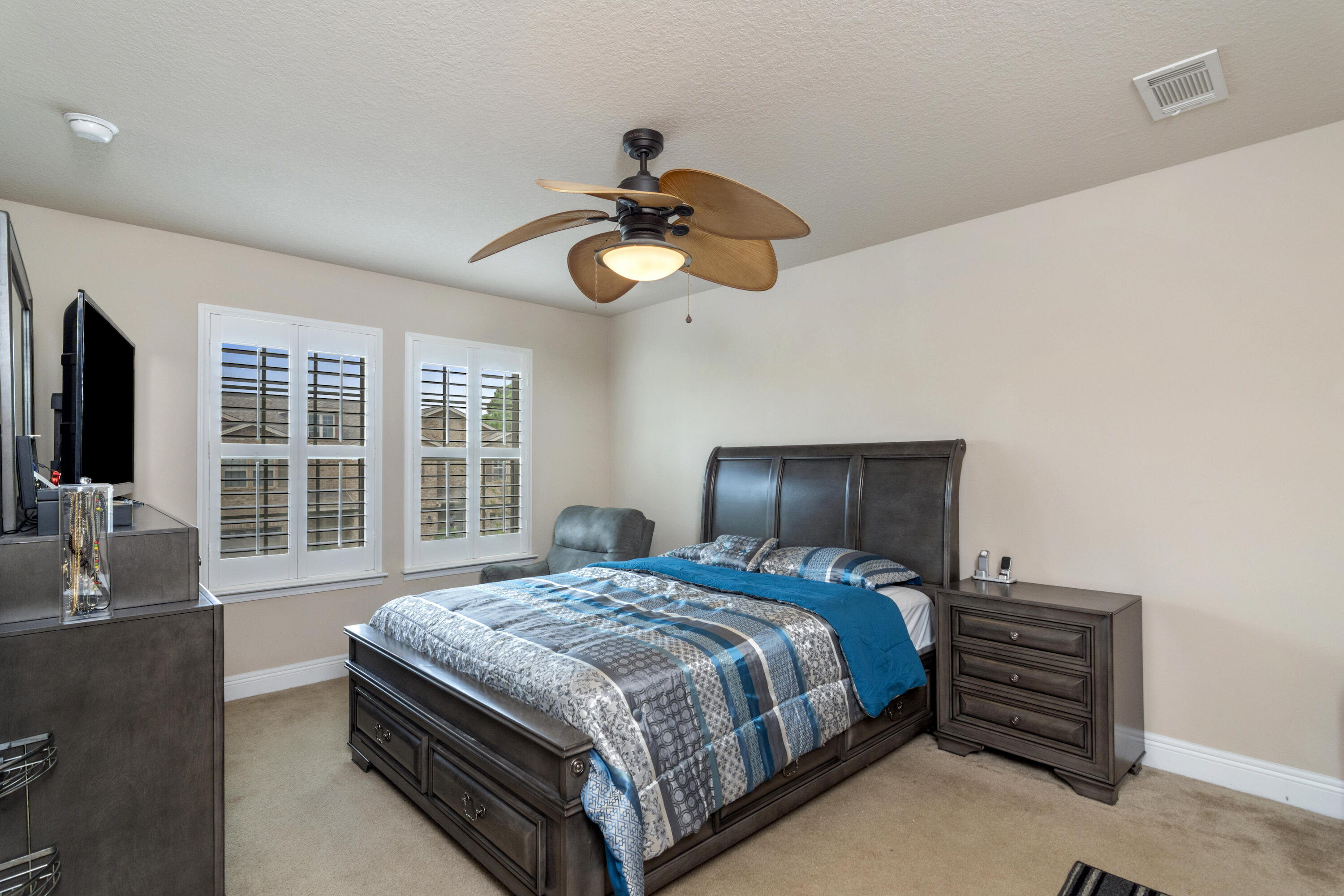 RESERVE POINTE - Residential