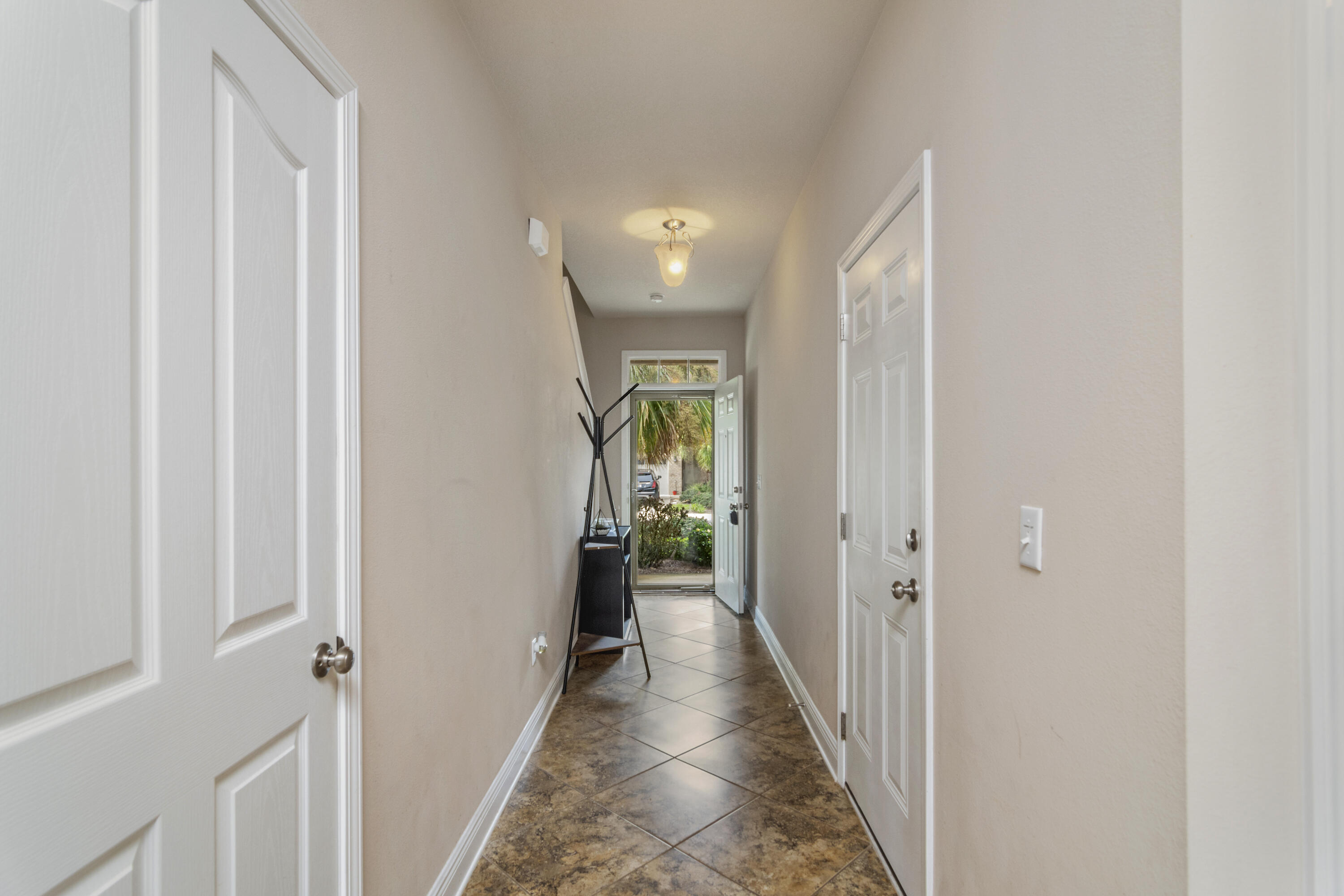 RESERVE POINTE - Residential