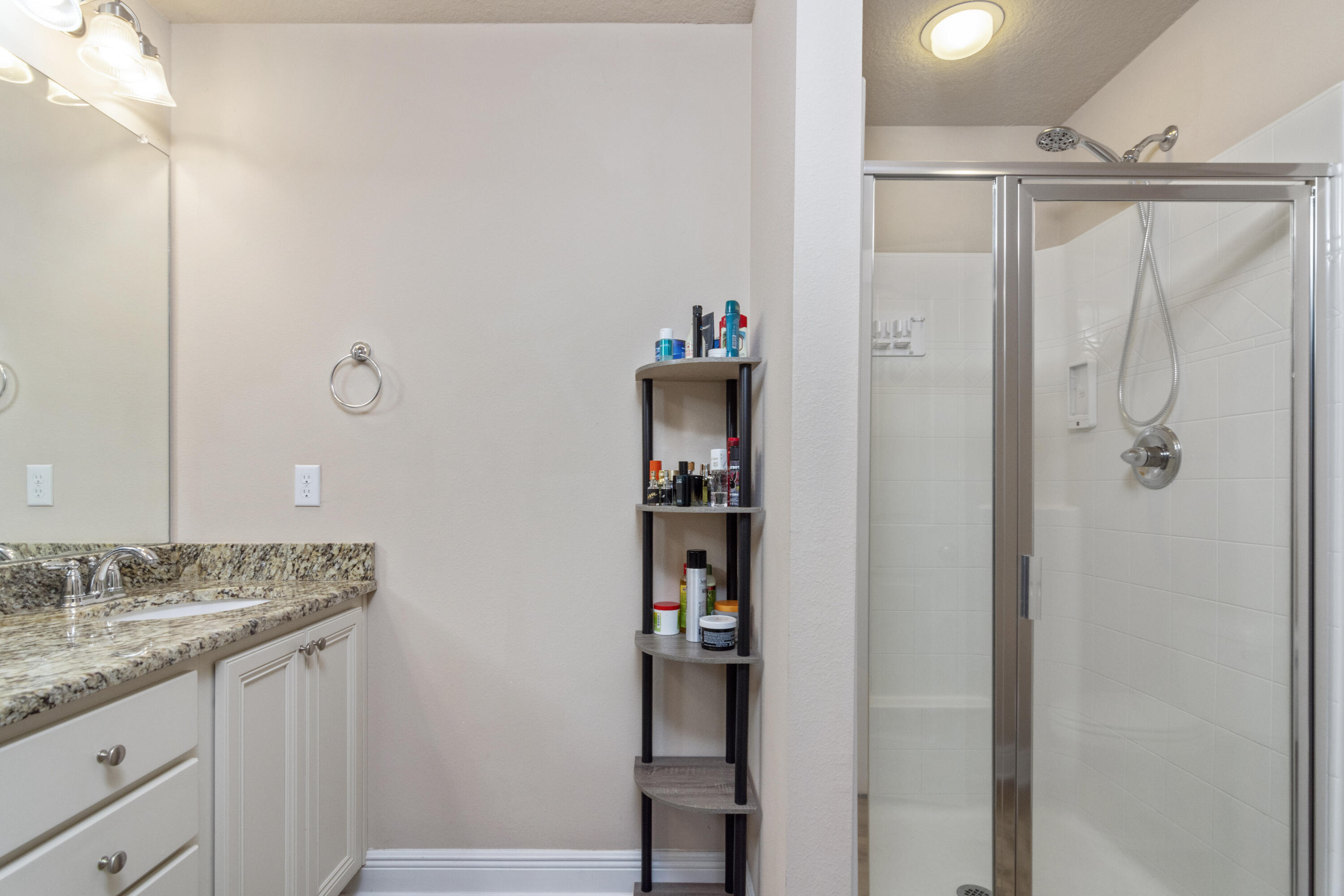 RESERVE POINTE - Residential