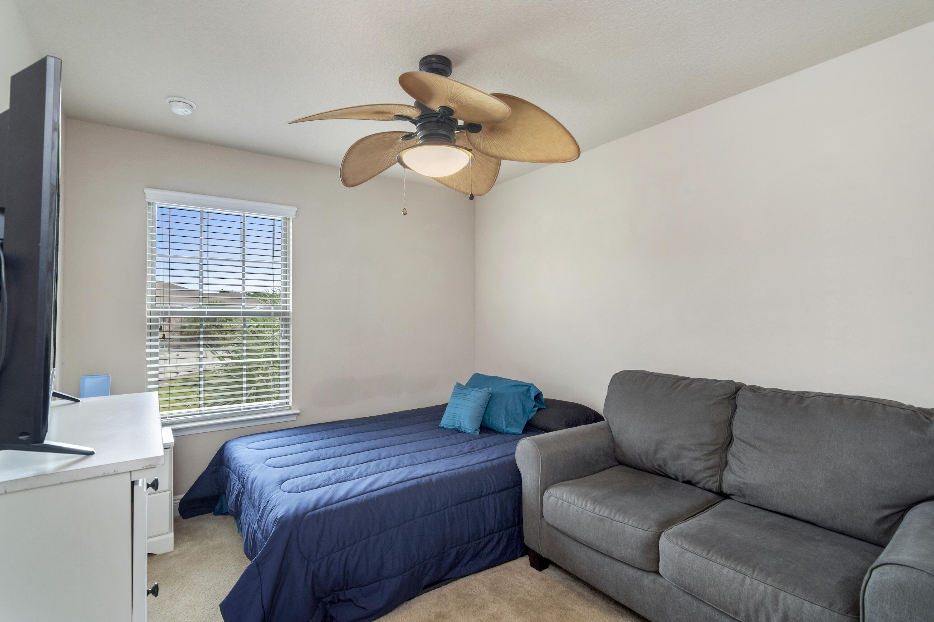 RESERVE POINTE - Residential