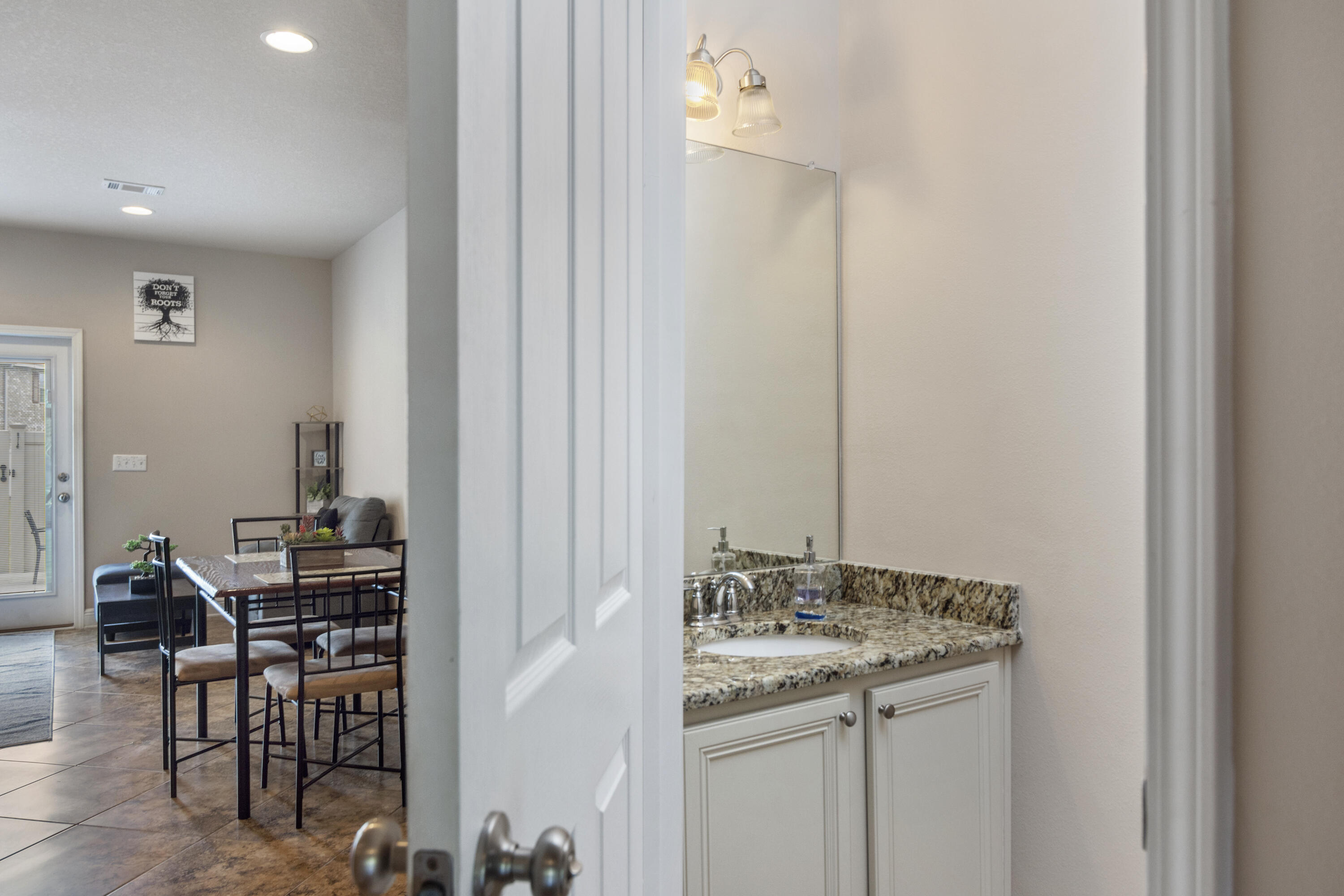 RESERVE POINTE - Residential