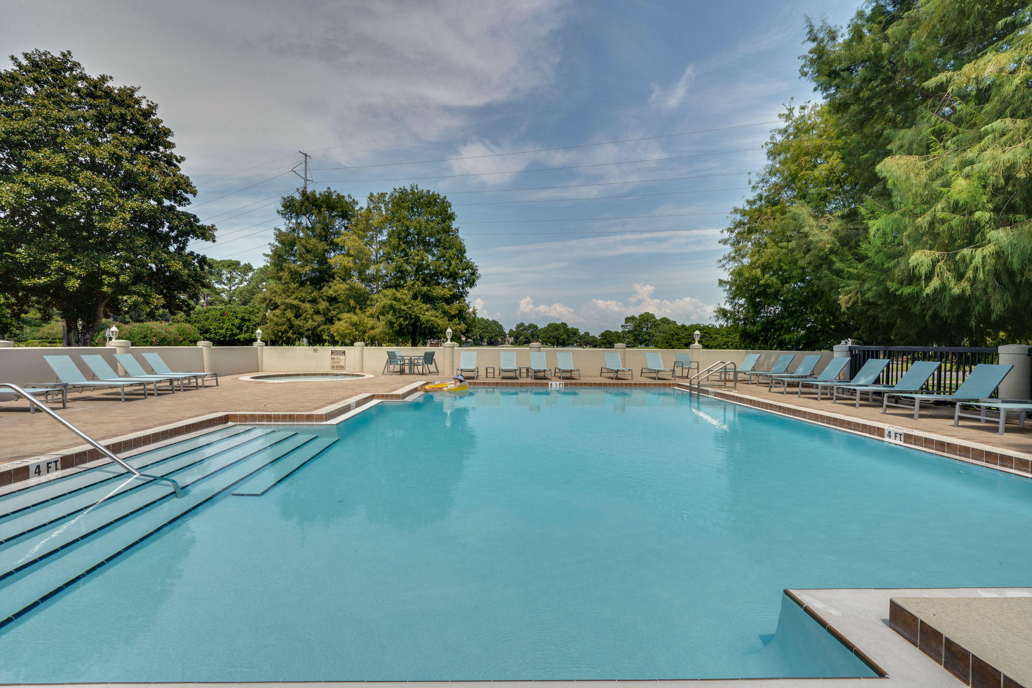 L'ATRIUM - Residential Lease