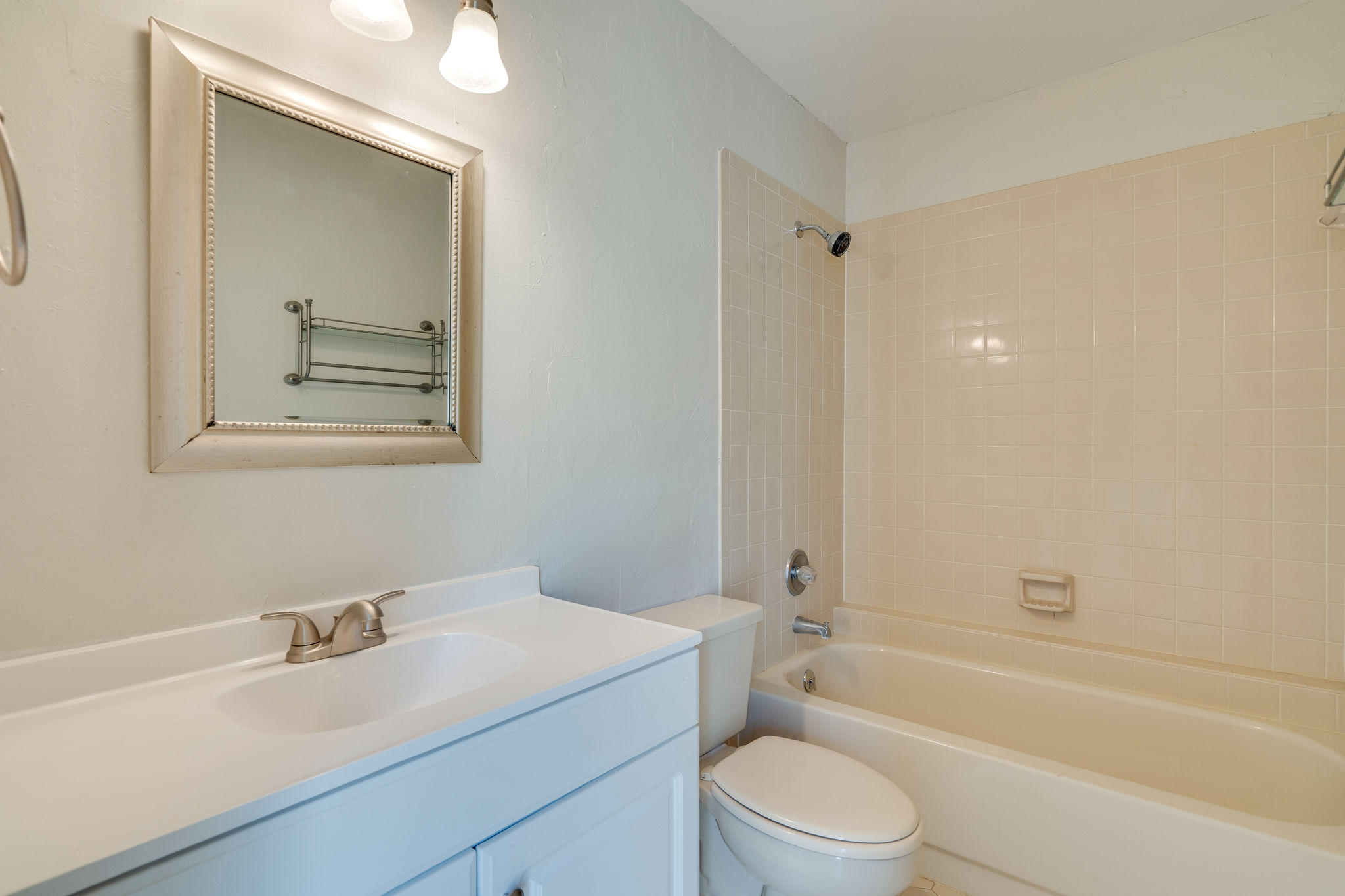 L'ATRIUM - Residential Lease