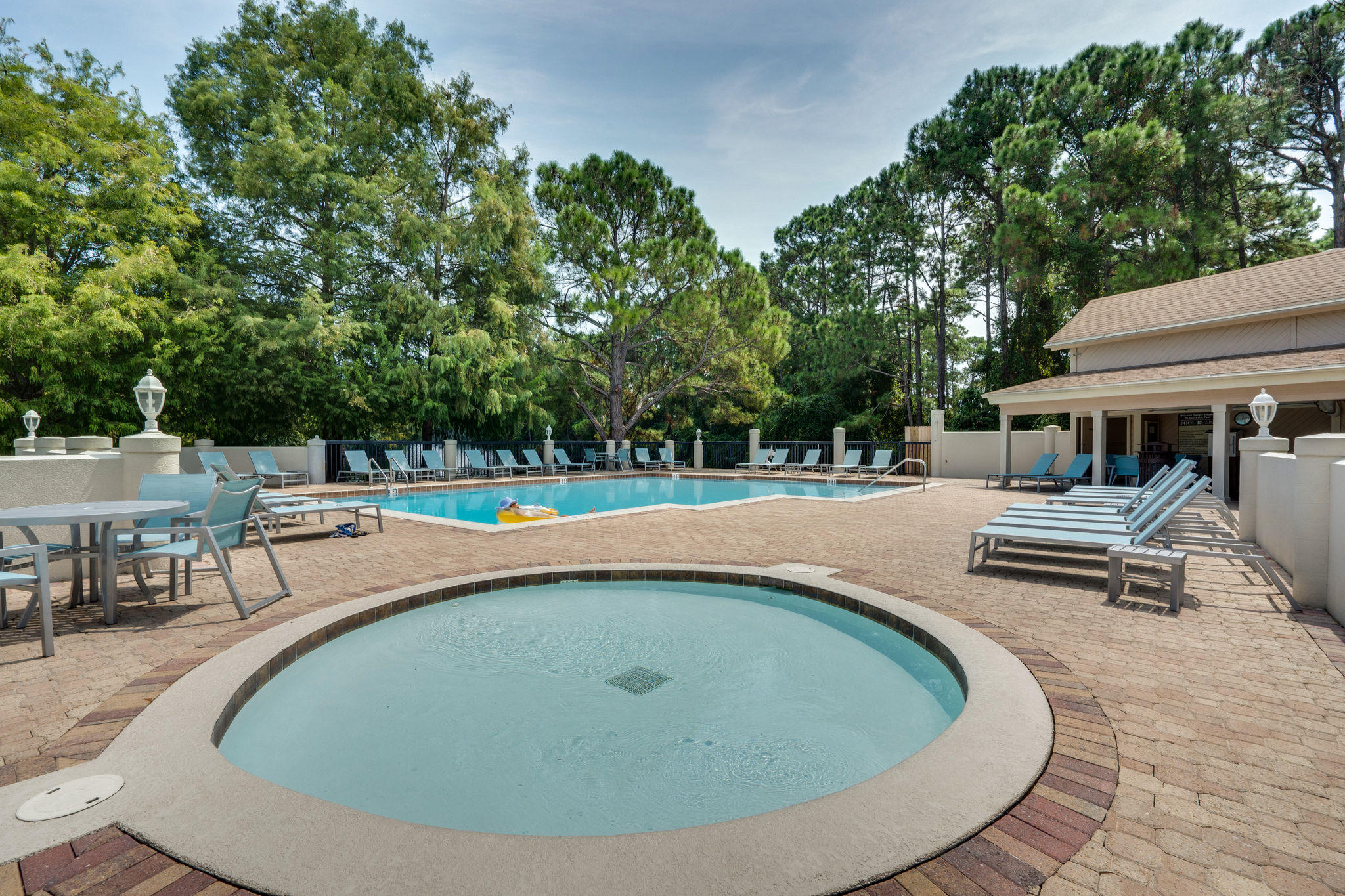 L'ATRIUM - Residential Lease