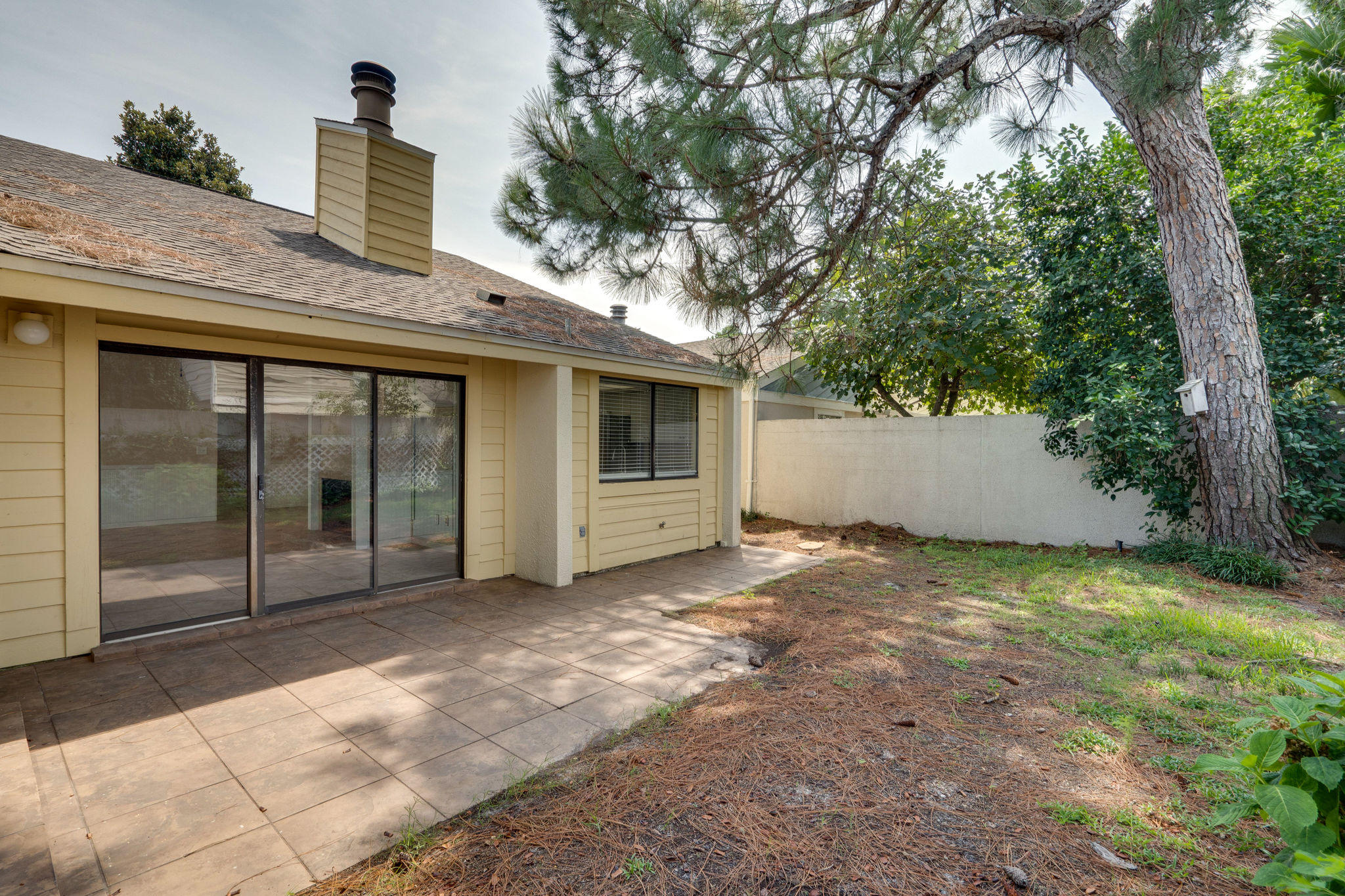 L'ATRIUM - Residential Lease