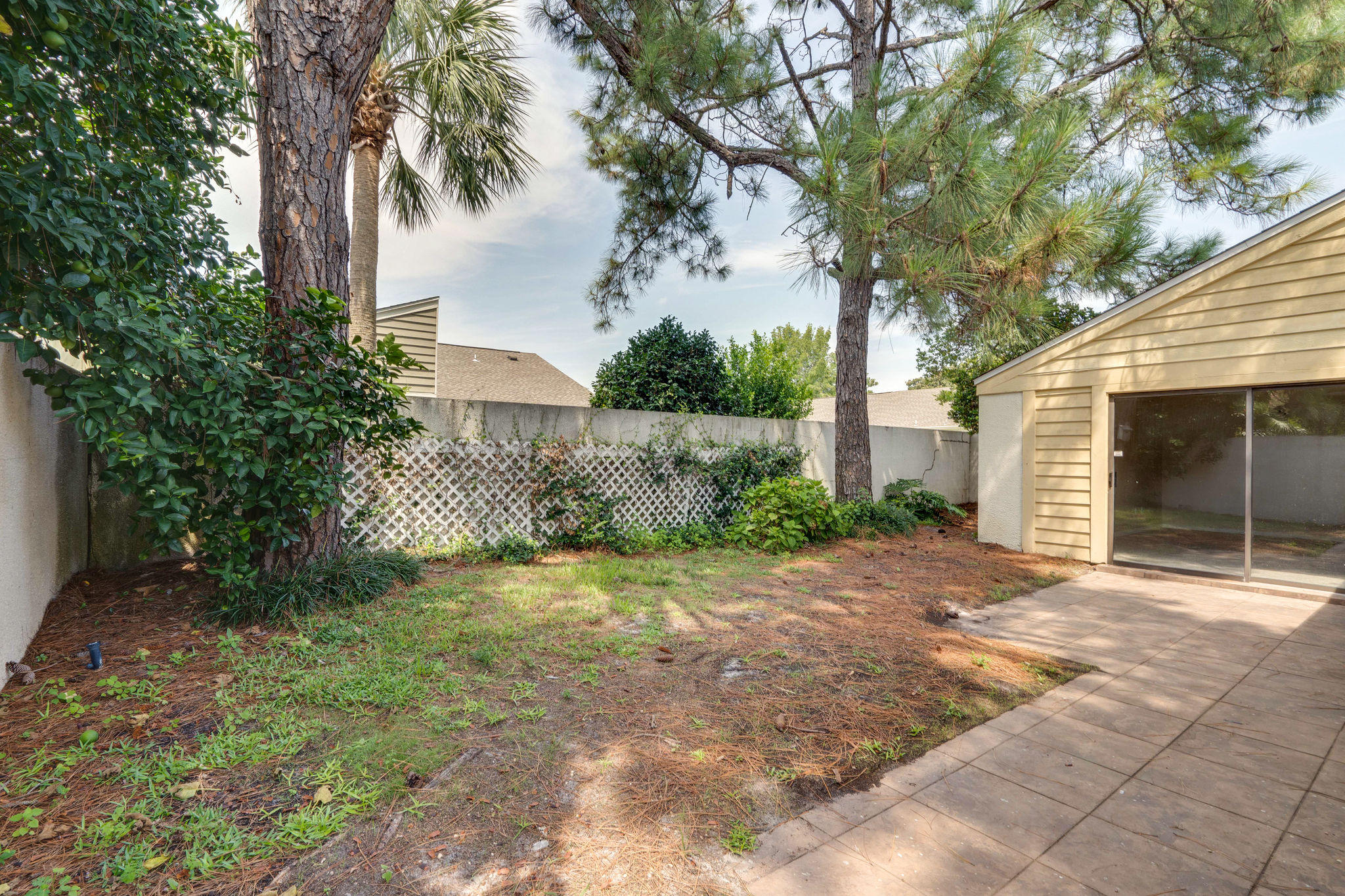 L'ATRIUM - Residential Lease