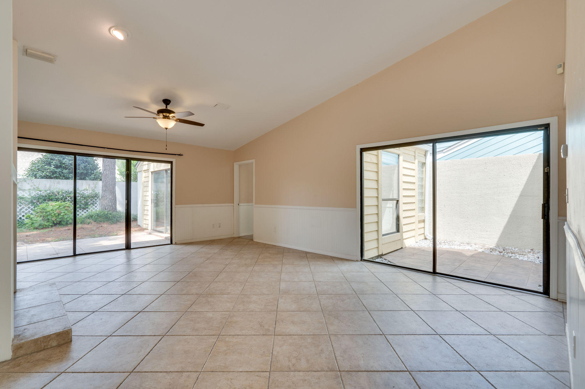 L'ATRIUM - Residential Lease