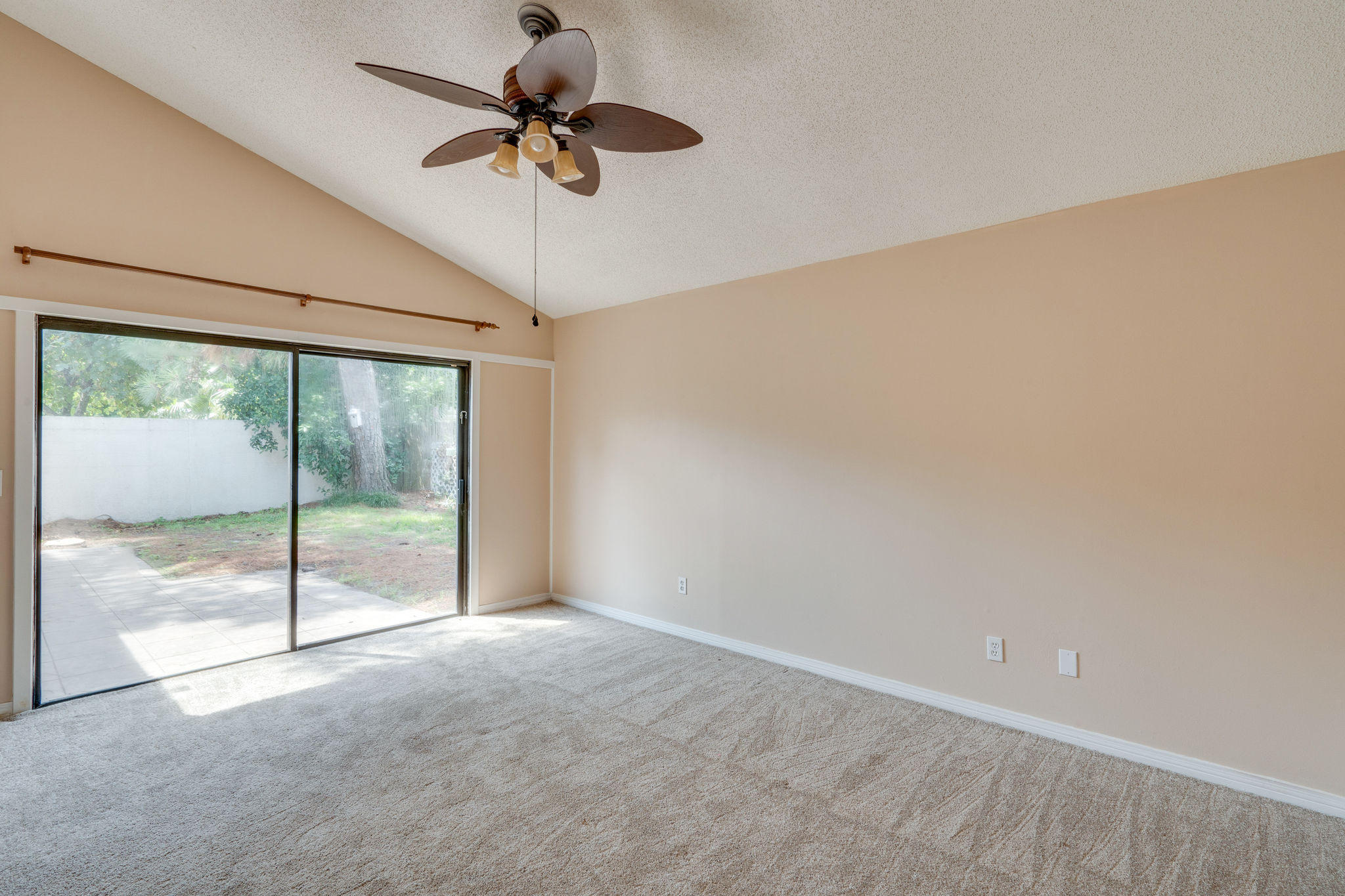 L'ATRIUM - Residential Lease