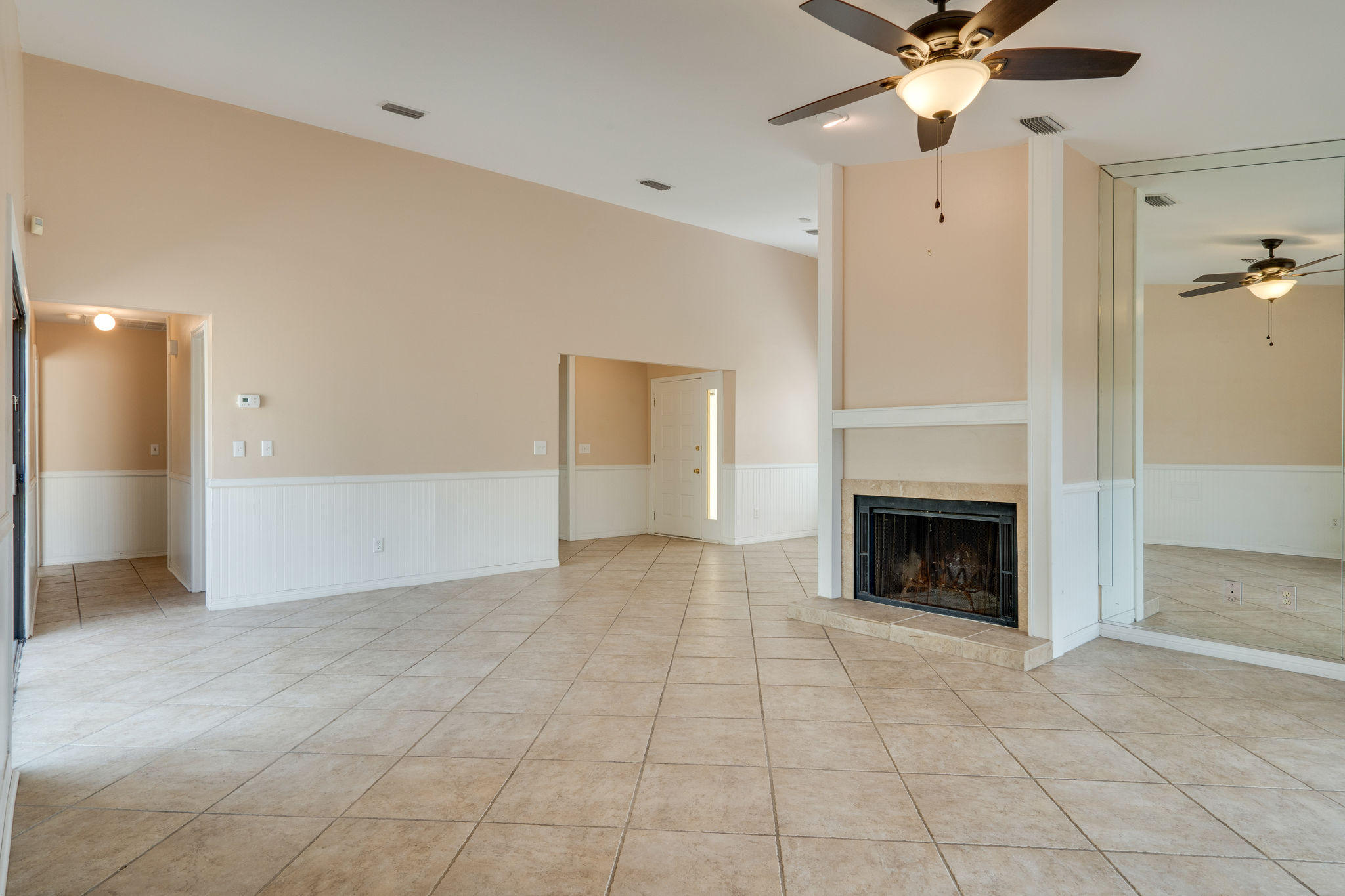 L'ATRIUM - Residential Lease