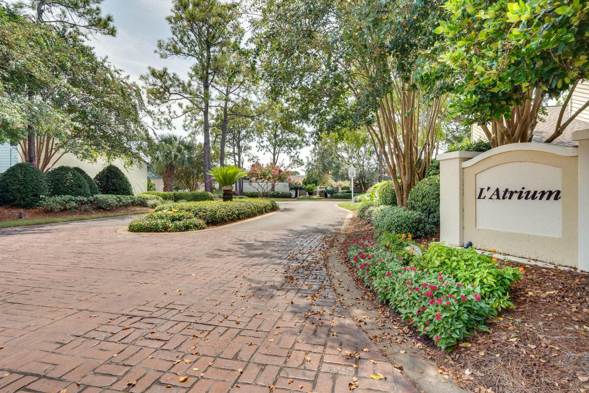 L'ATRIUM - Residential Lease