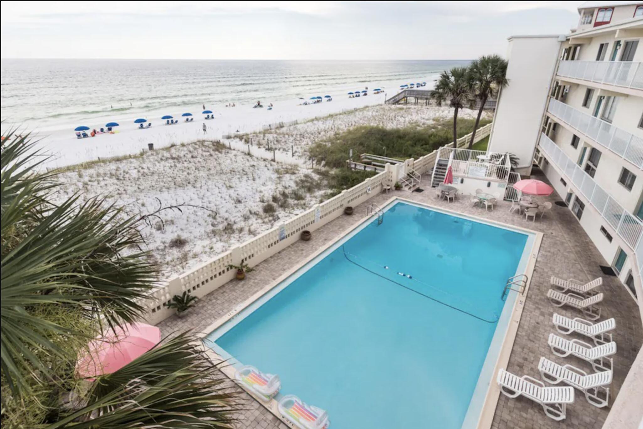 AQUA VILLA - Residential