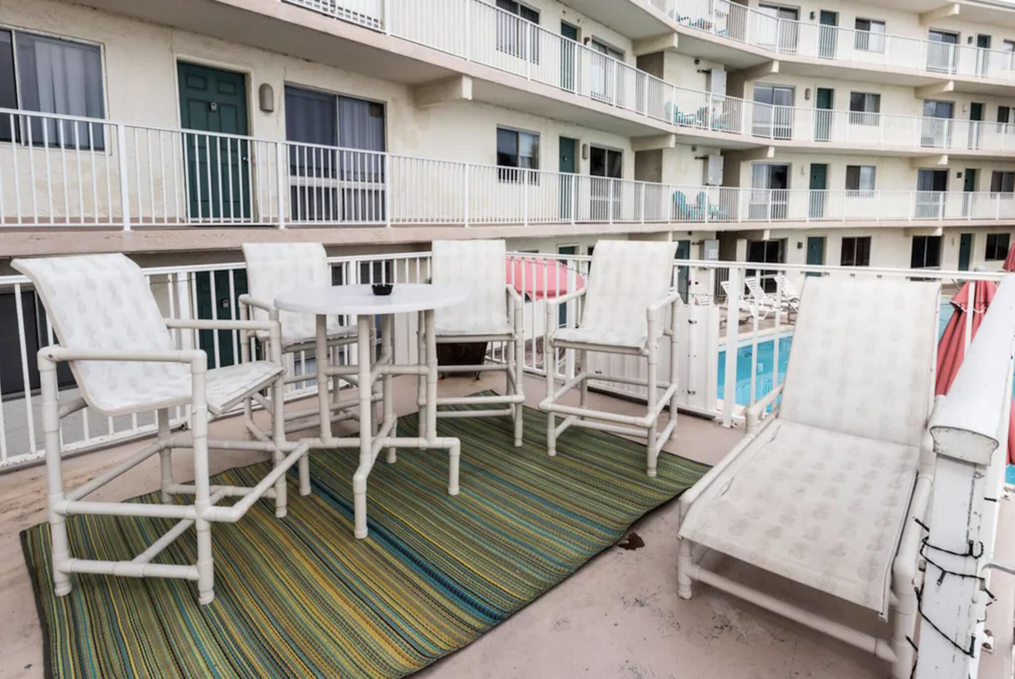 AQUA VILLA - Residential