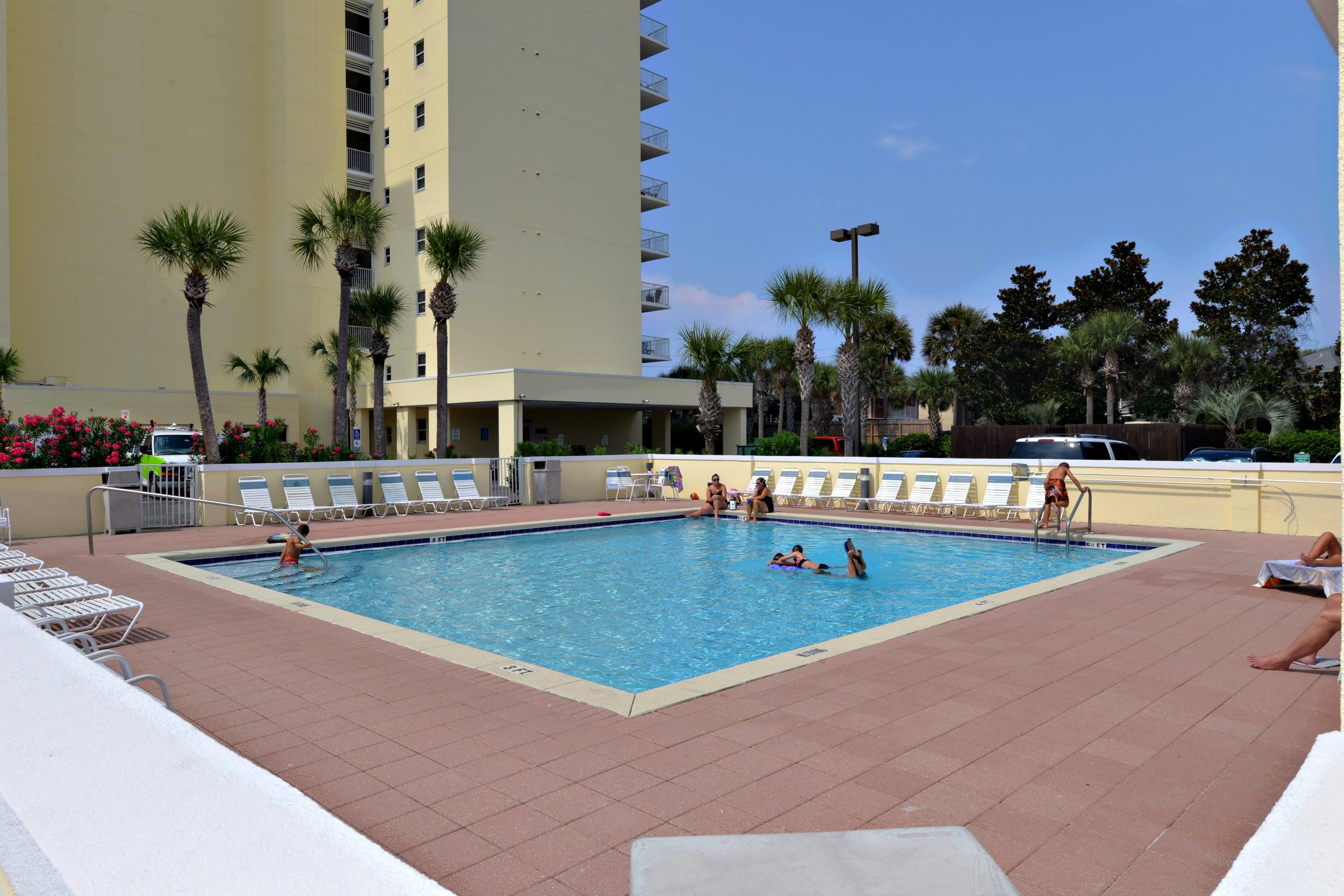 LEEWARD KEY - Residential