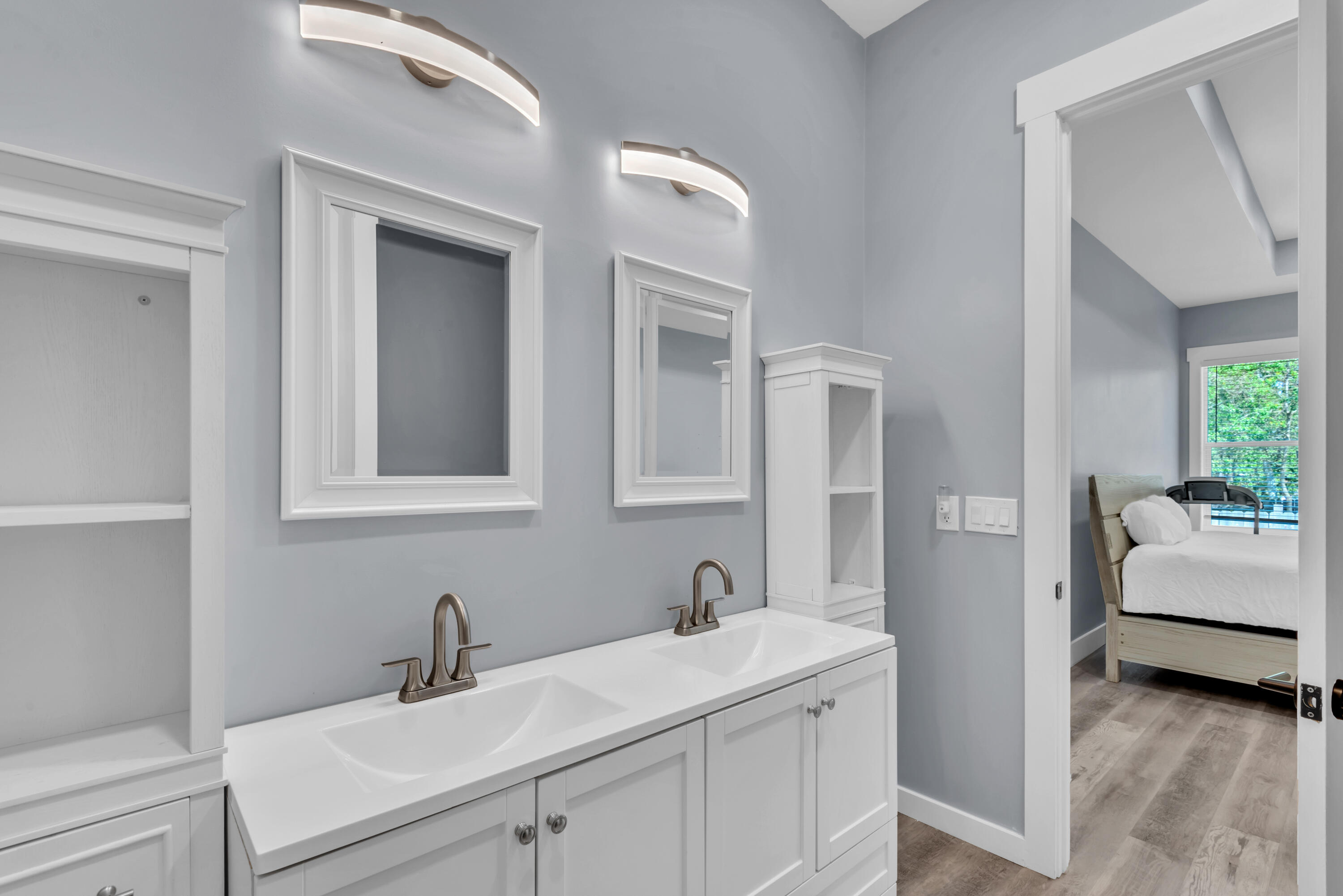HOLIDAY SHORES EST 4TH ADDN - Residential