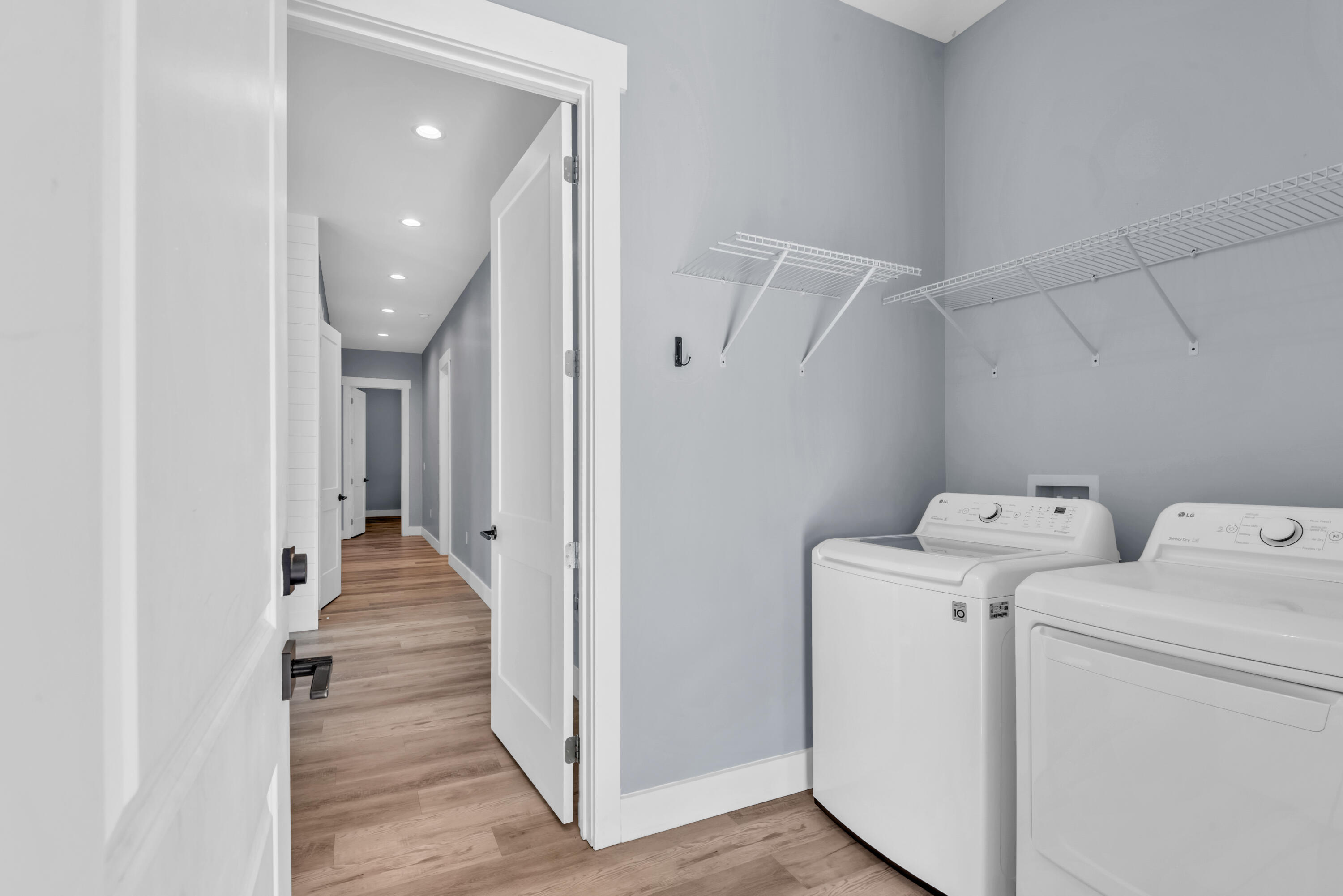 HOLIDAY SHORES EST 4TH ADDN - Residential