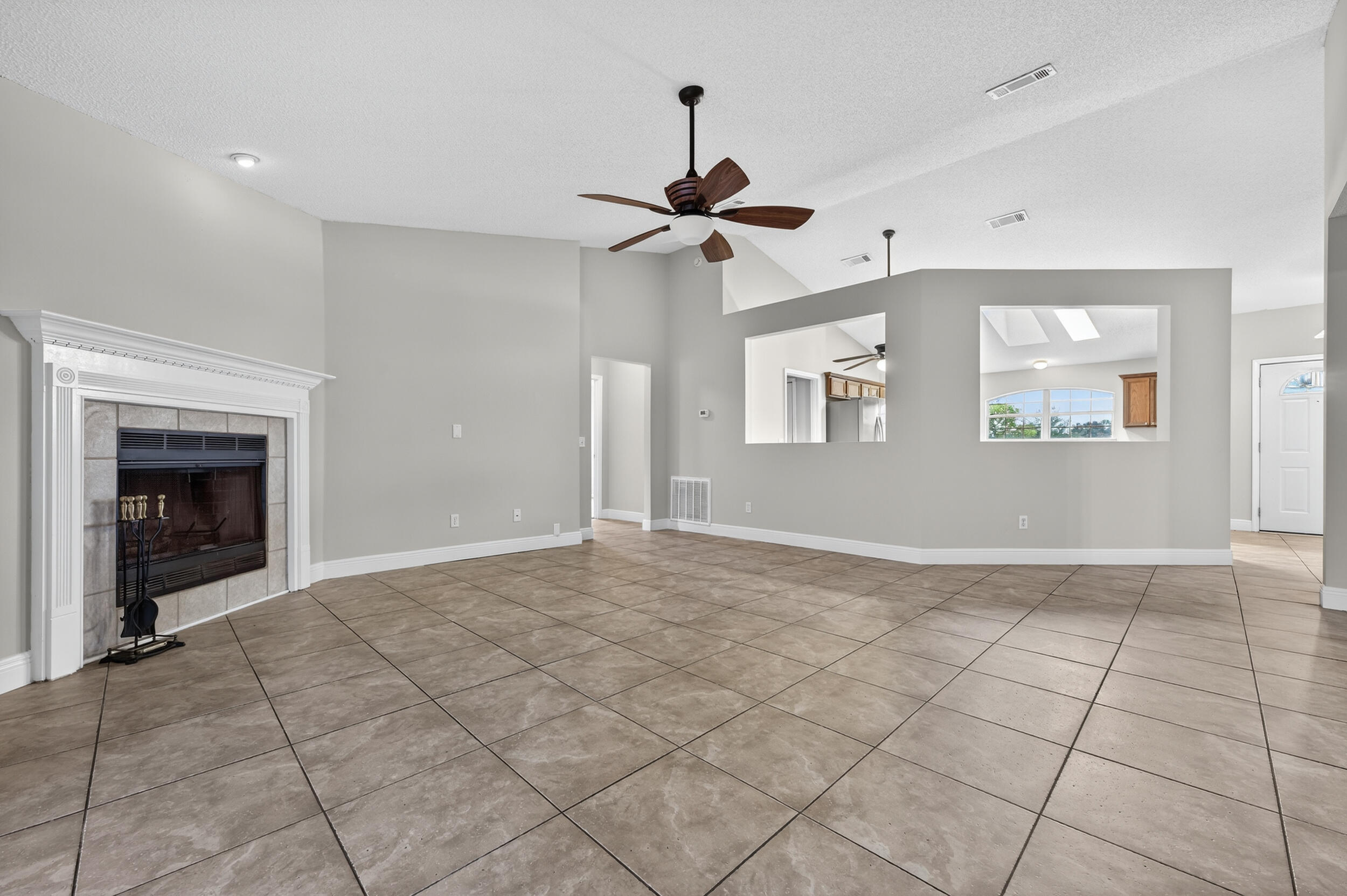 NORTHVIEW ESTATES 7TH ADDN - Residential