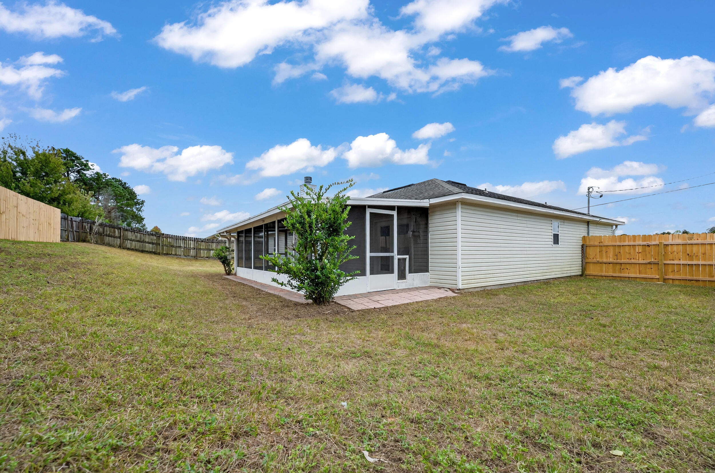 NORTHVIEW ESTATES 7TH ADDN - Residential