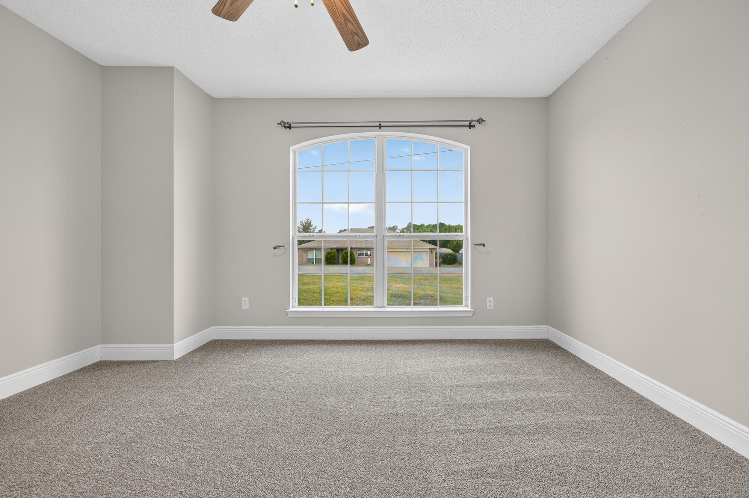 NORTHVIEW ESTATES 7TH ADDN - Residential