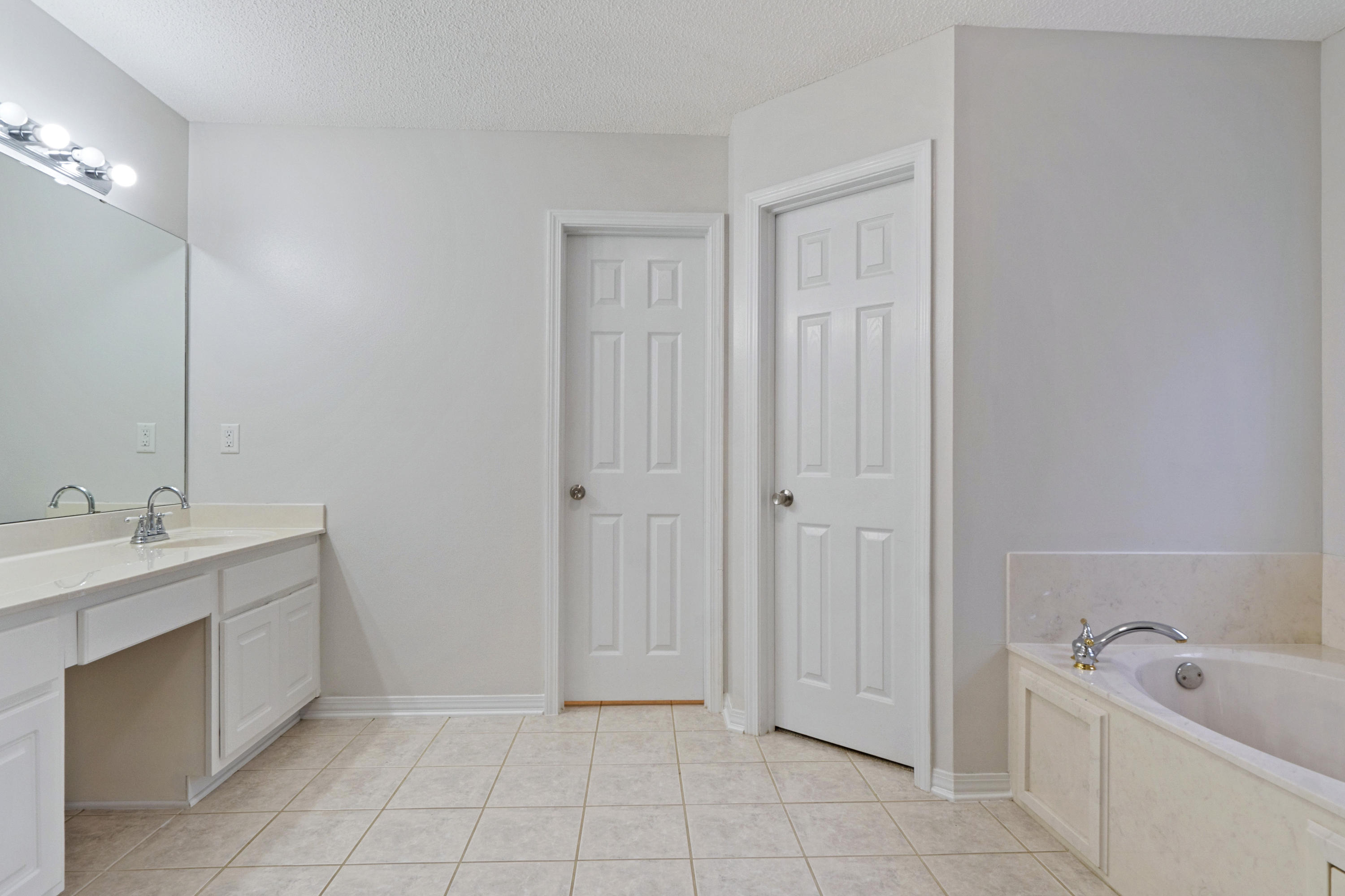 SILVER OAKS PH 1 - Residential