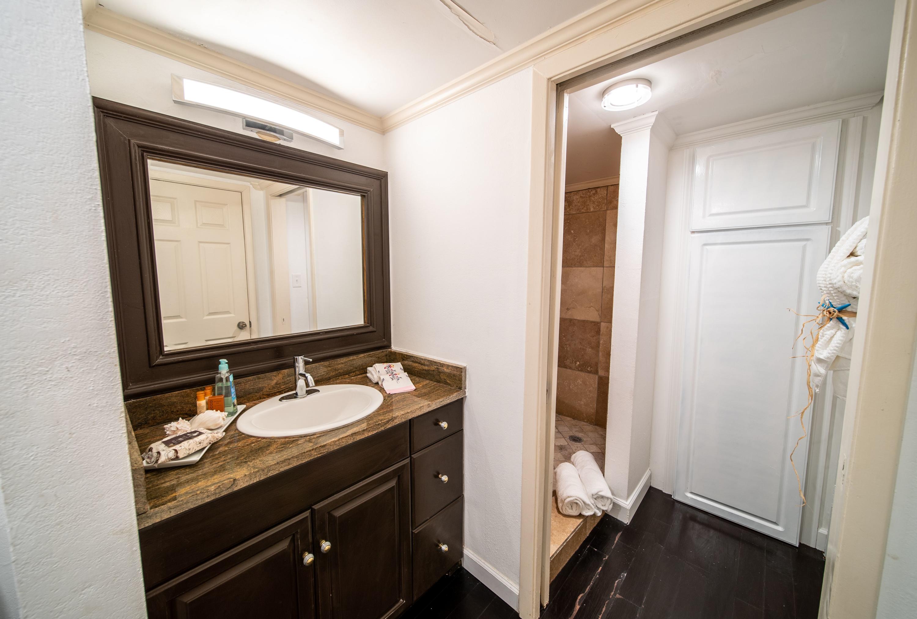 BAYOU VILLAGE CONDO PH 1 - Residential