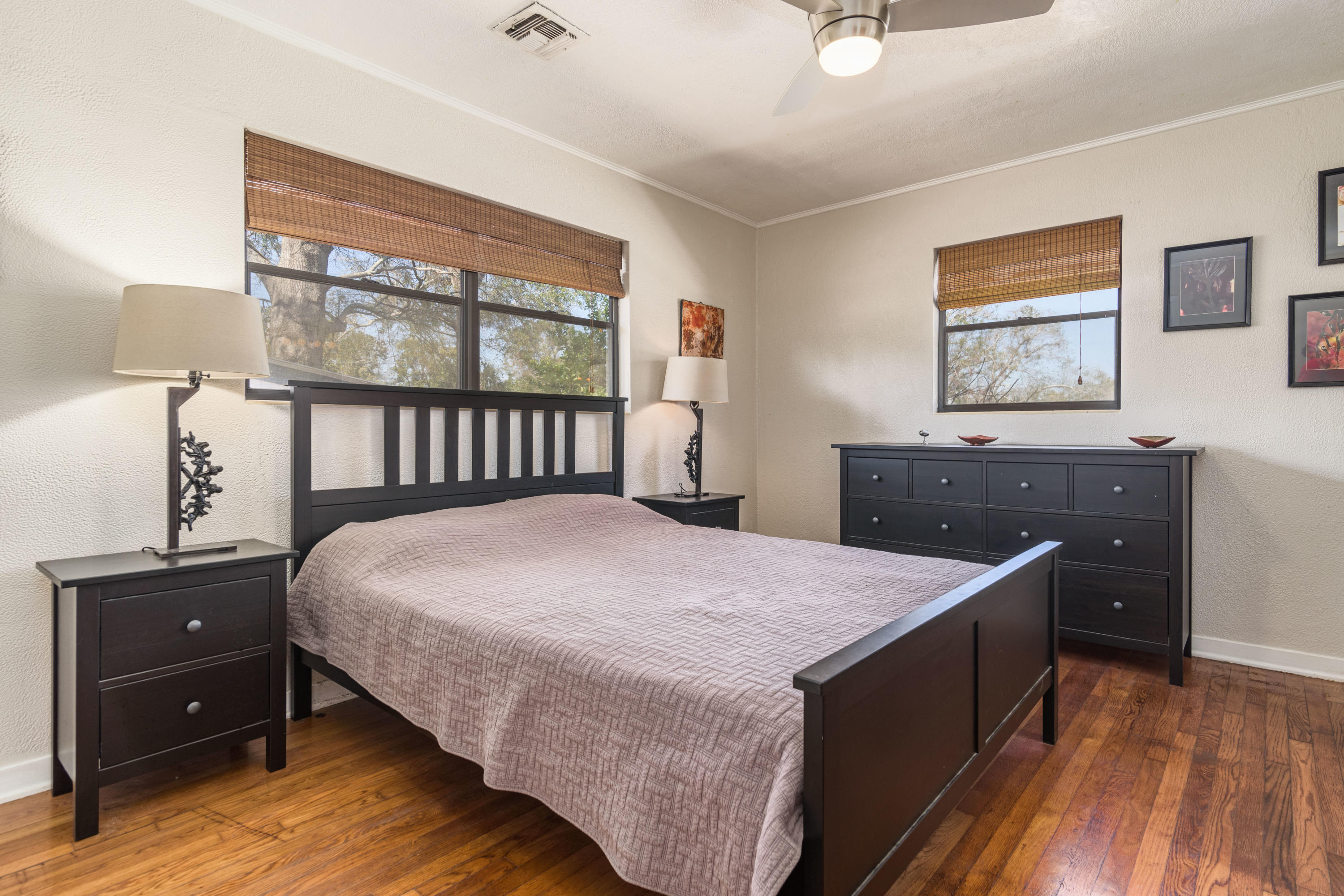 LAKEVIEW - Residential