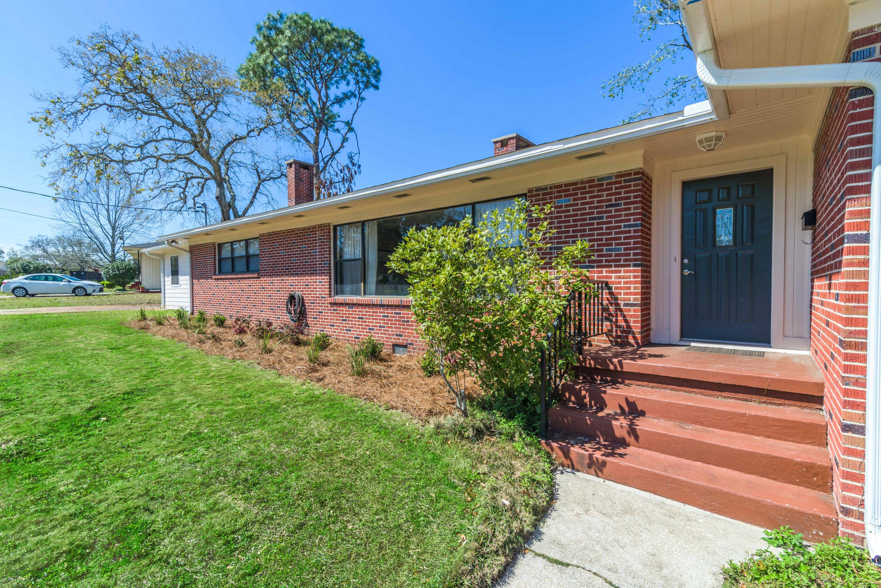 LAKEVIEW - Residential