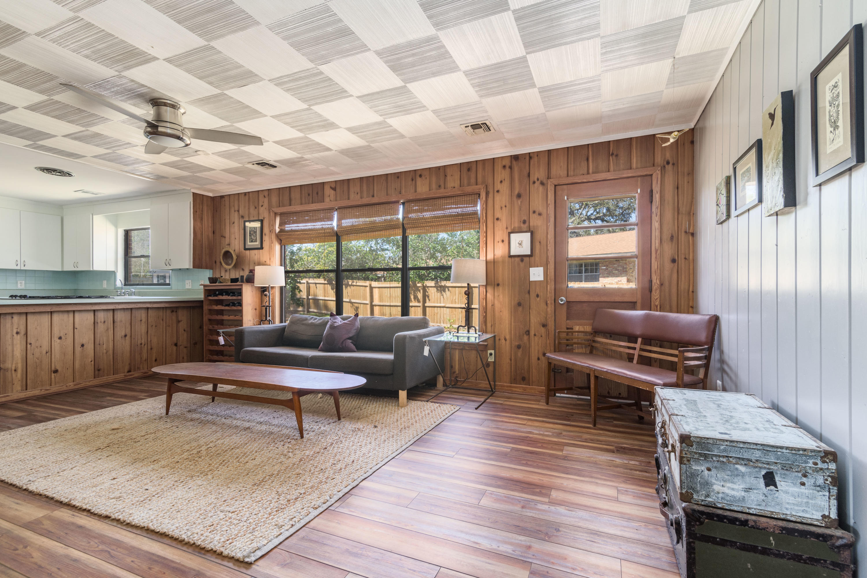 LAKEVIEW - Residential