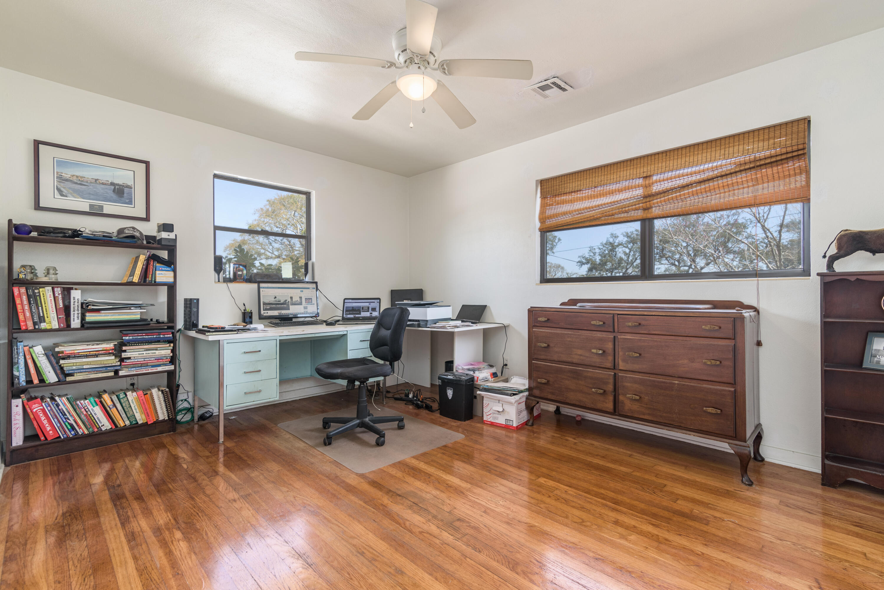 LAKEVIEW - Residential