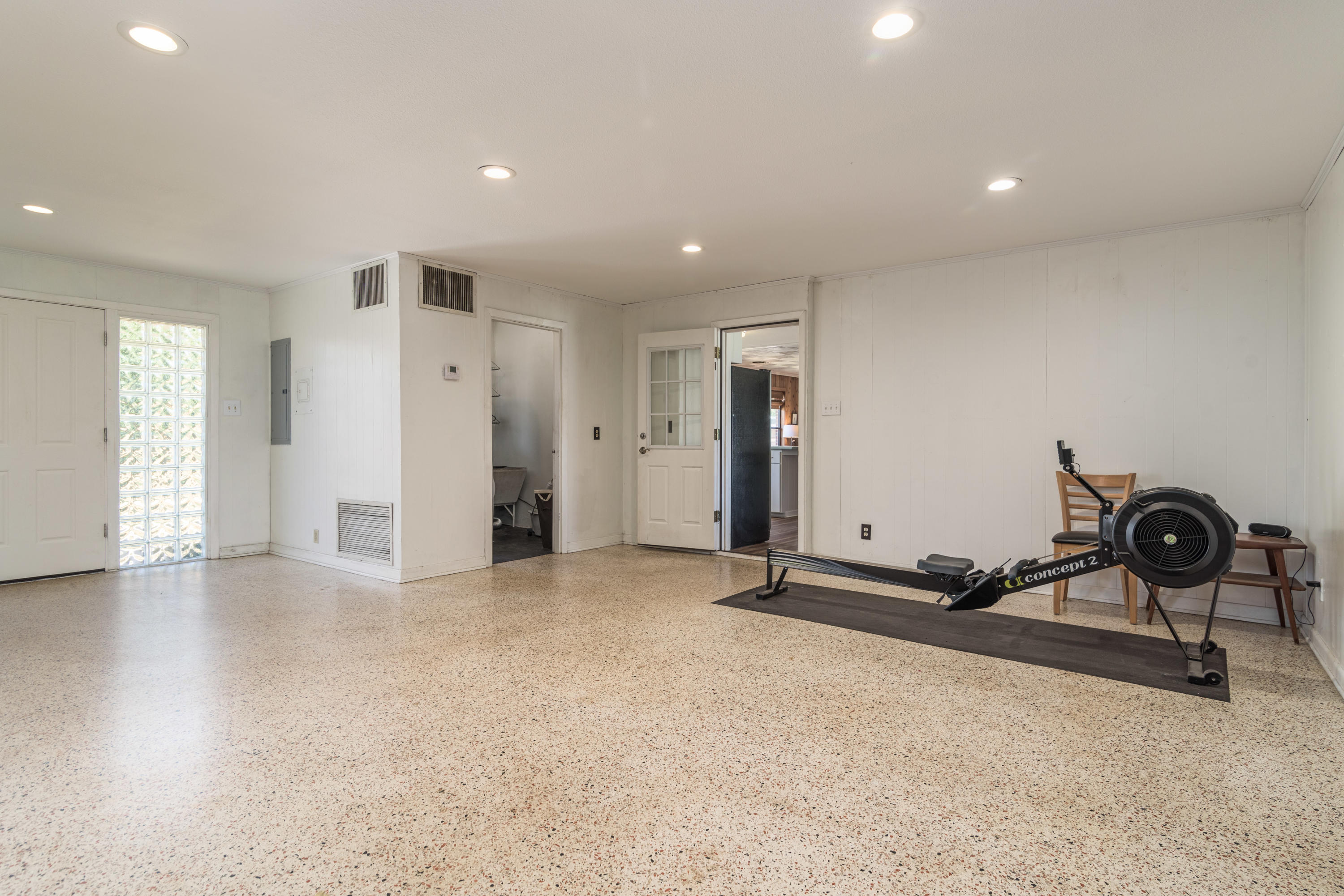 LAKEVIEW - Residential