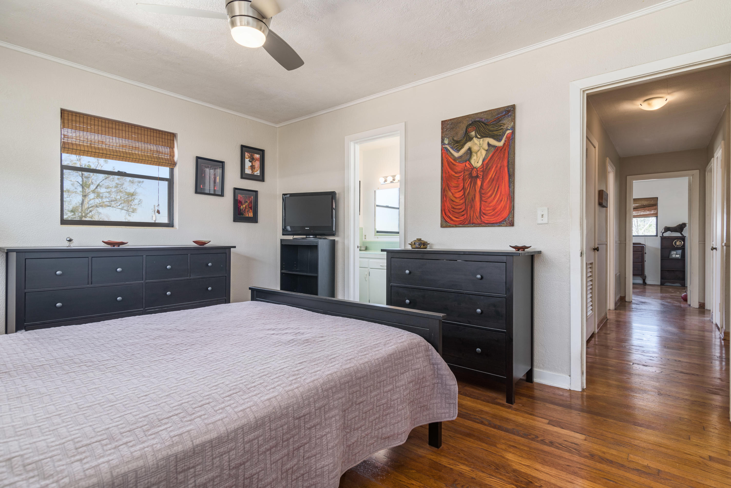 LAKEVIEW - Residential