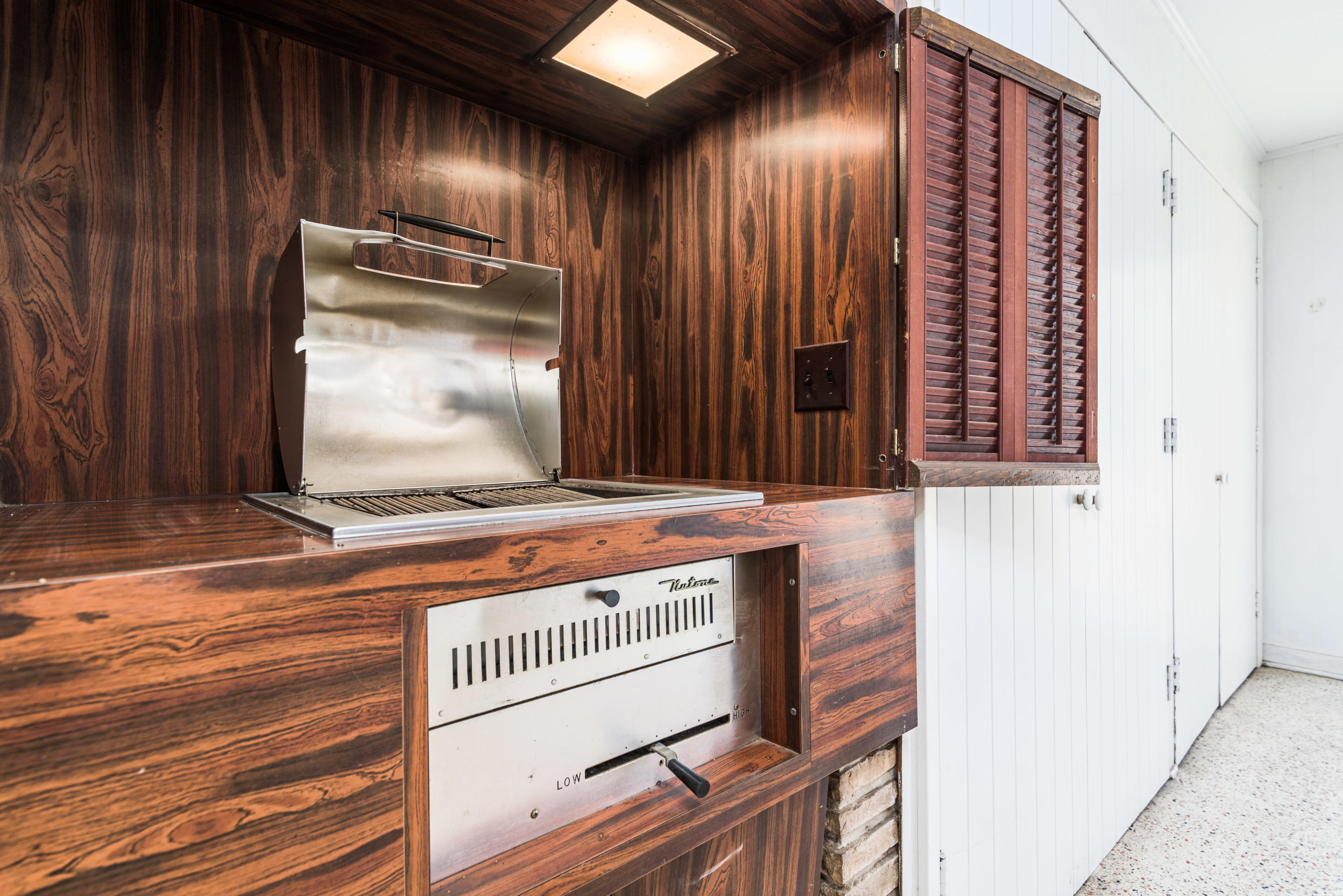 LAKEVIEW - Residential