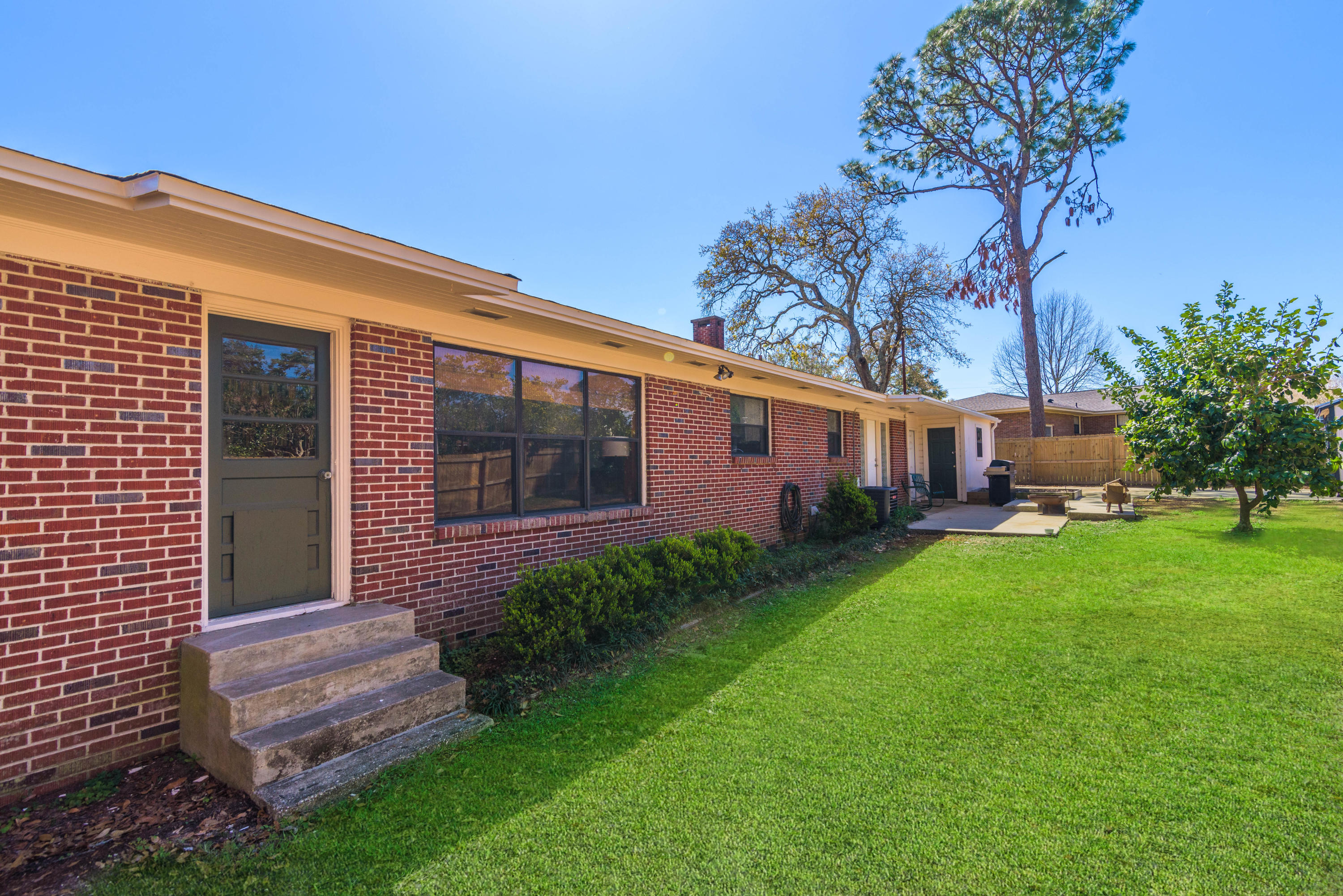 LAKEVIEW - Residential