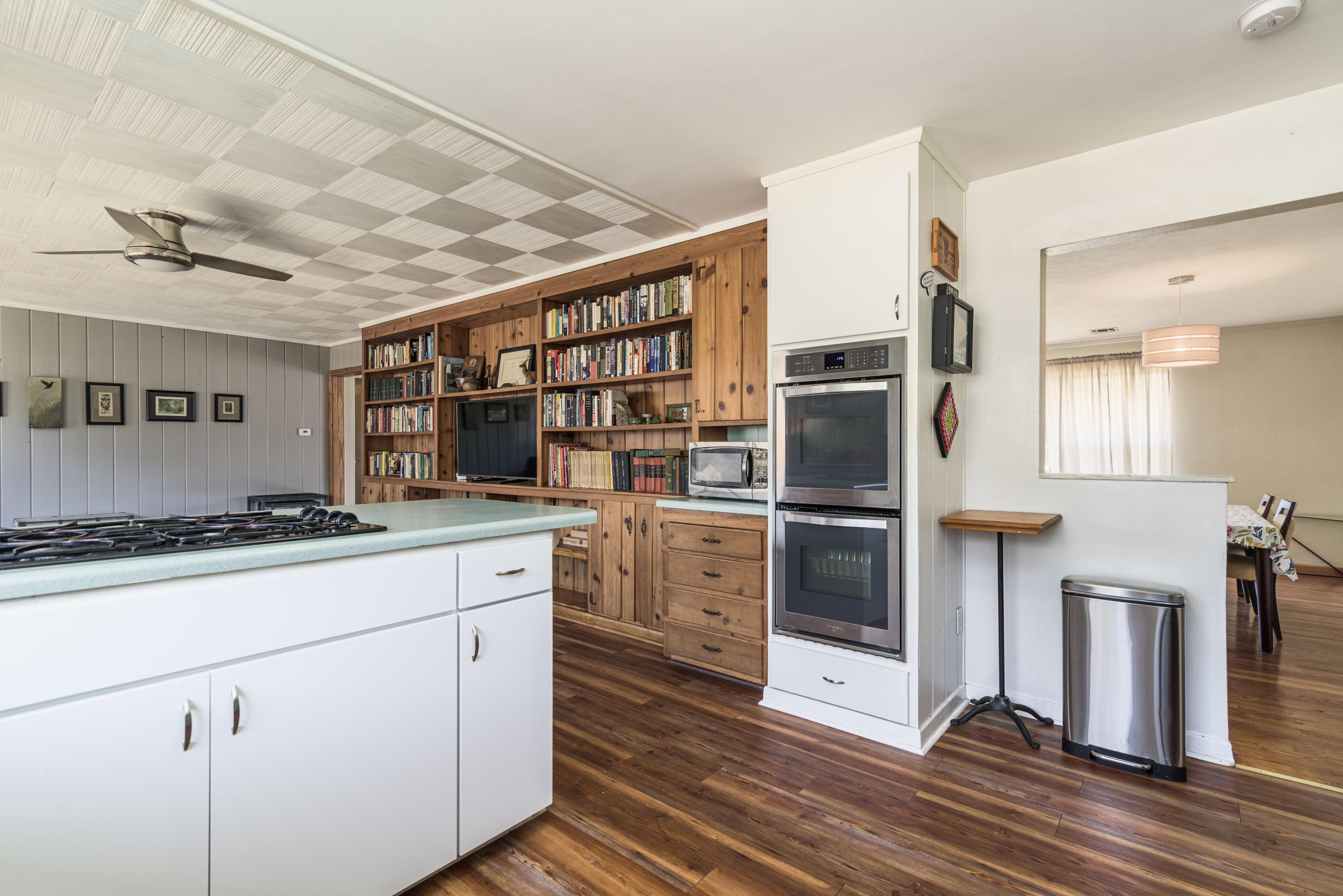 LAKEVIEW - Residential