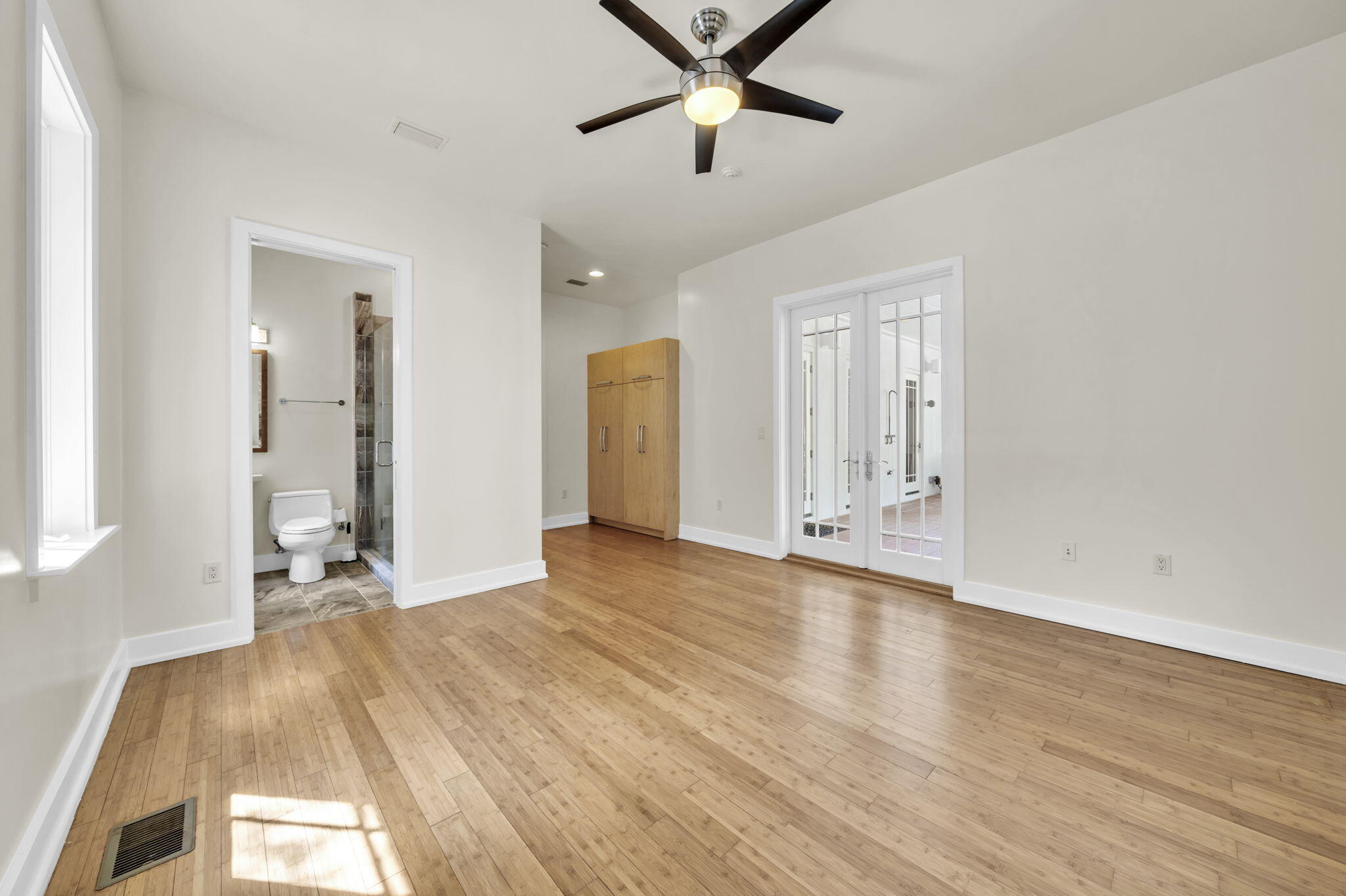 SEAGROVE 5TH ADDN - Residential