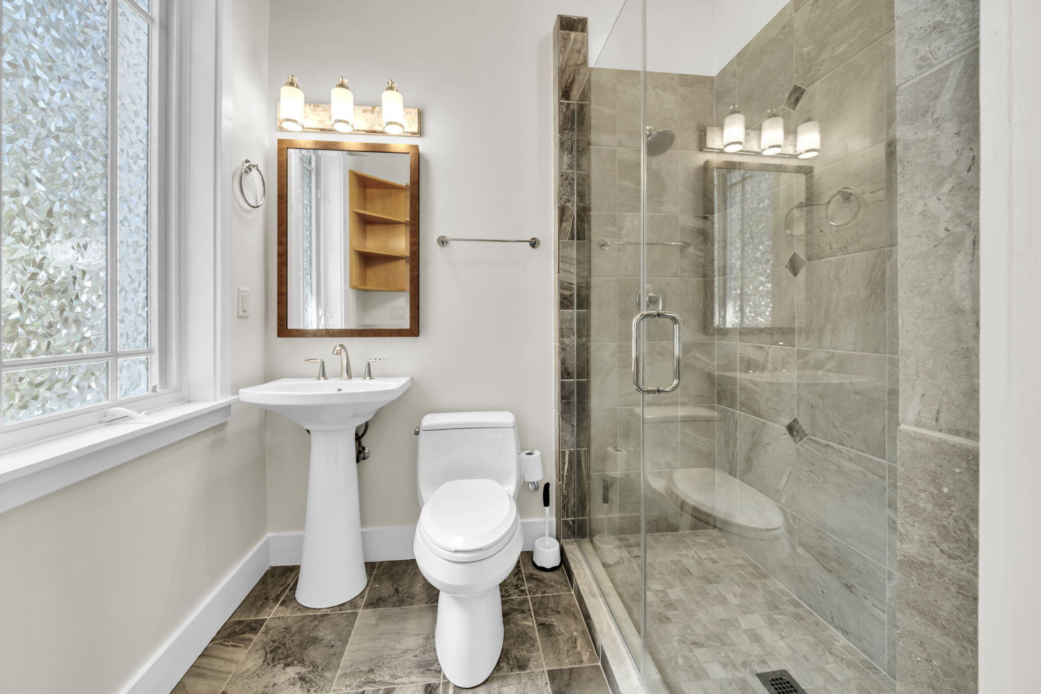 SEAGROVE 5TH ADDN - Residential