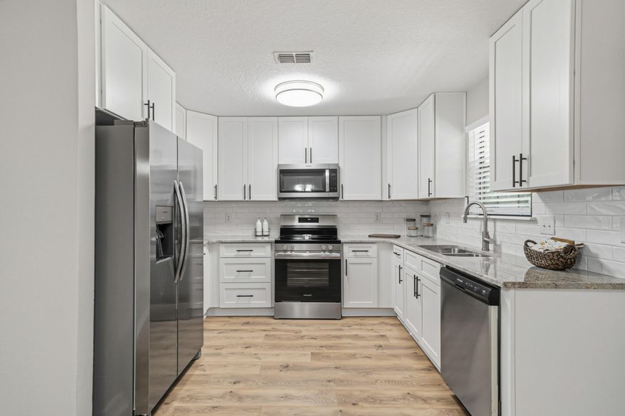 Fully Renovated 2 Bed / 2 Bath Home - 1376 Sq FtEverything is brand new! This beautifully redone home features: &#10024; Modern Kitchen with new appliances &#128705; Updated Bathrooms with stylish finishes &#129717; New Flooring throughout &#128161; Ceiling Fans in every room &#128268; All New Appliances includedMove-in ready and designed for comfort and style. Don't miss out on this turnkey gem!