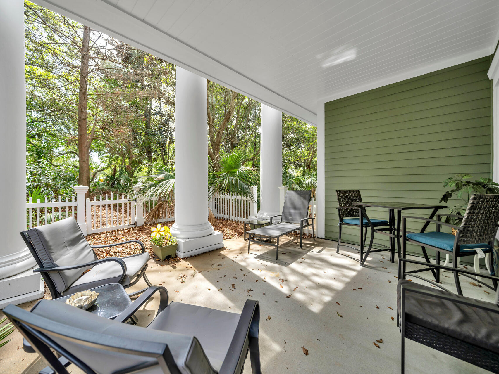 PILOT HOUSE - Residential